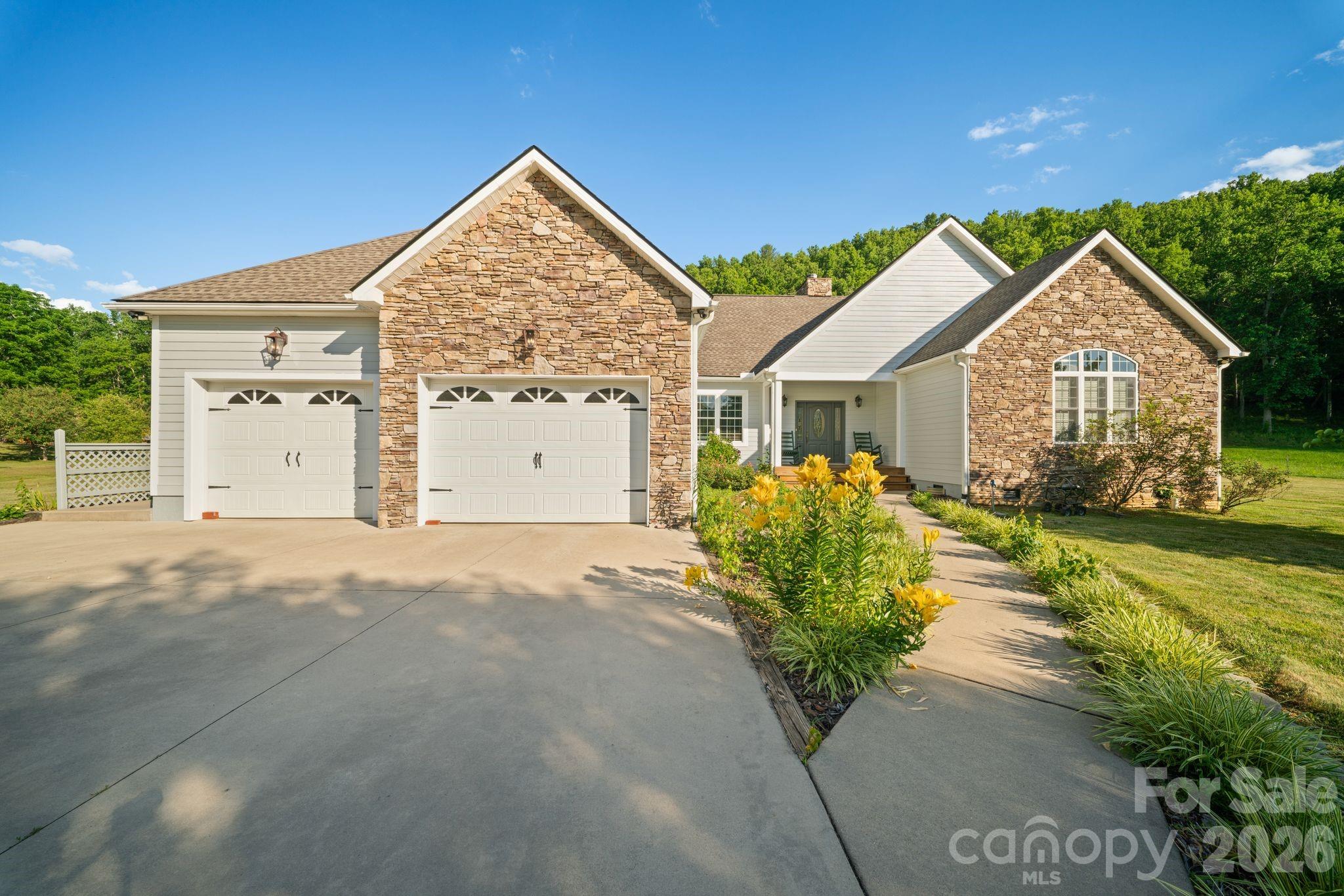 1372 & 1370 Barnardsville Highway Property Photo 19