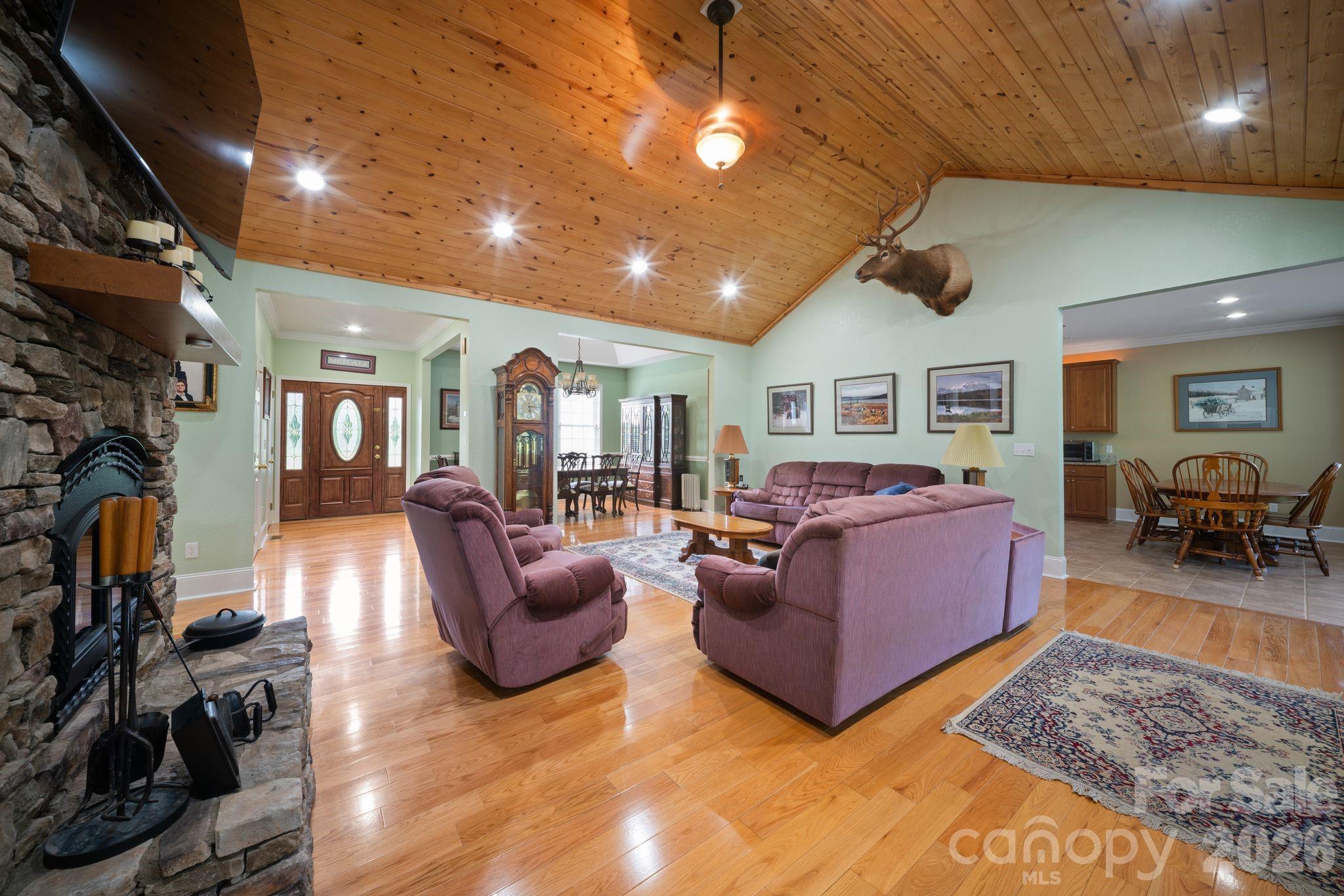 1372 & 1370 Barnardsville Highway Property Photo 28