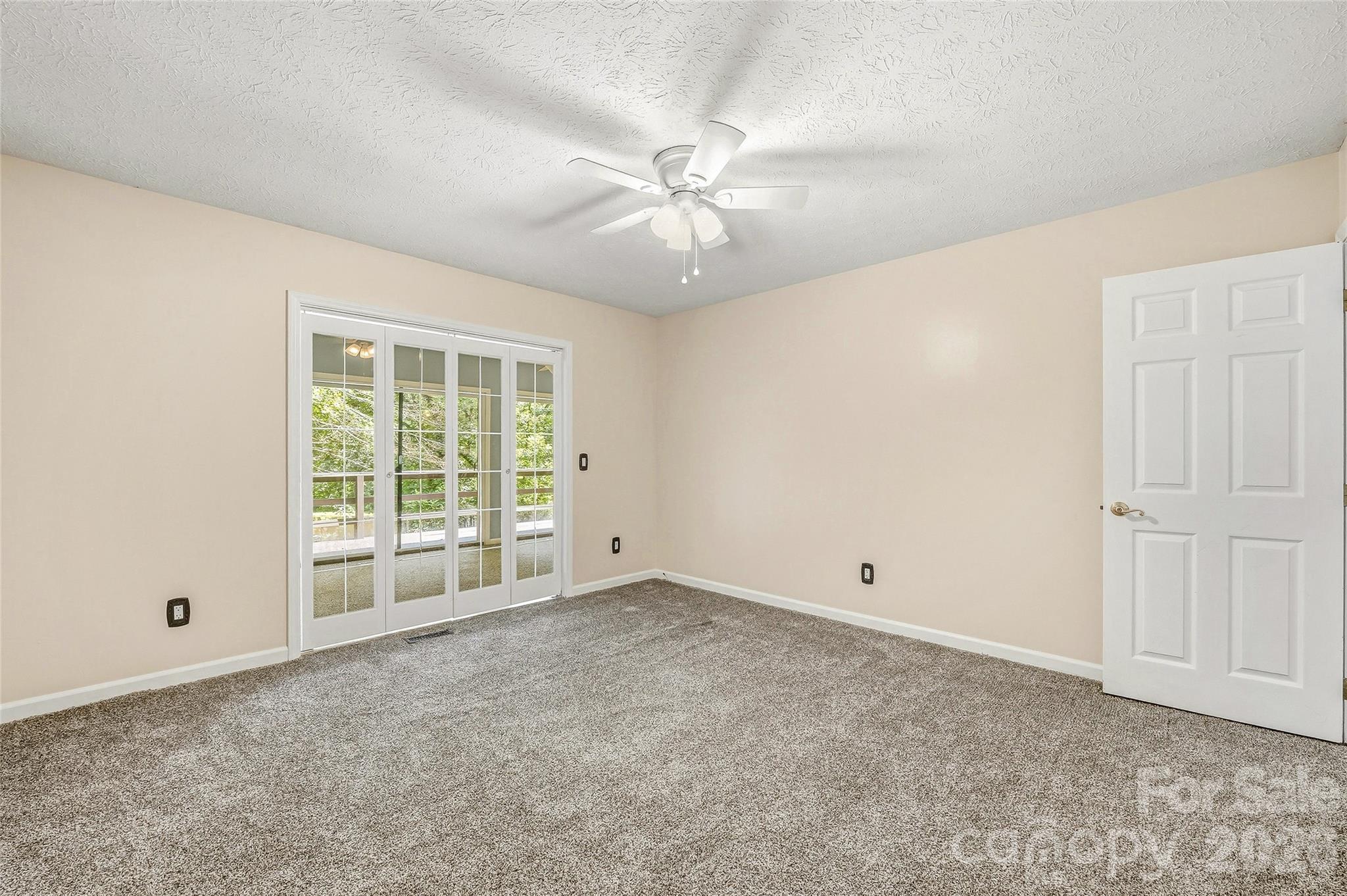 27 Unity Court Property Photo 15
