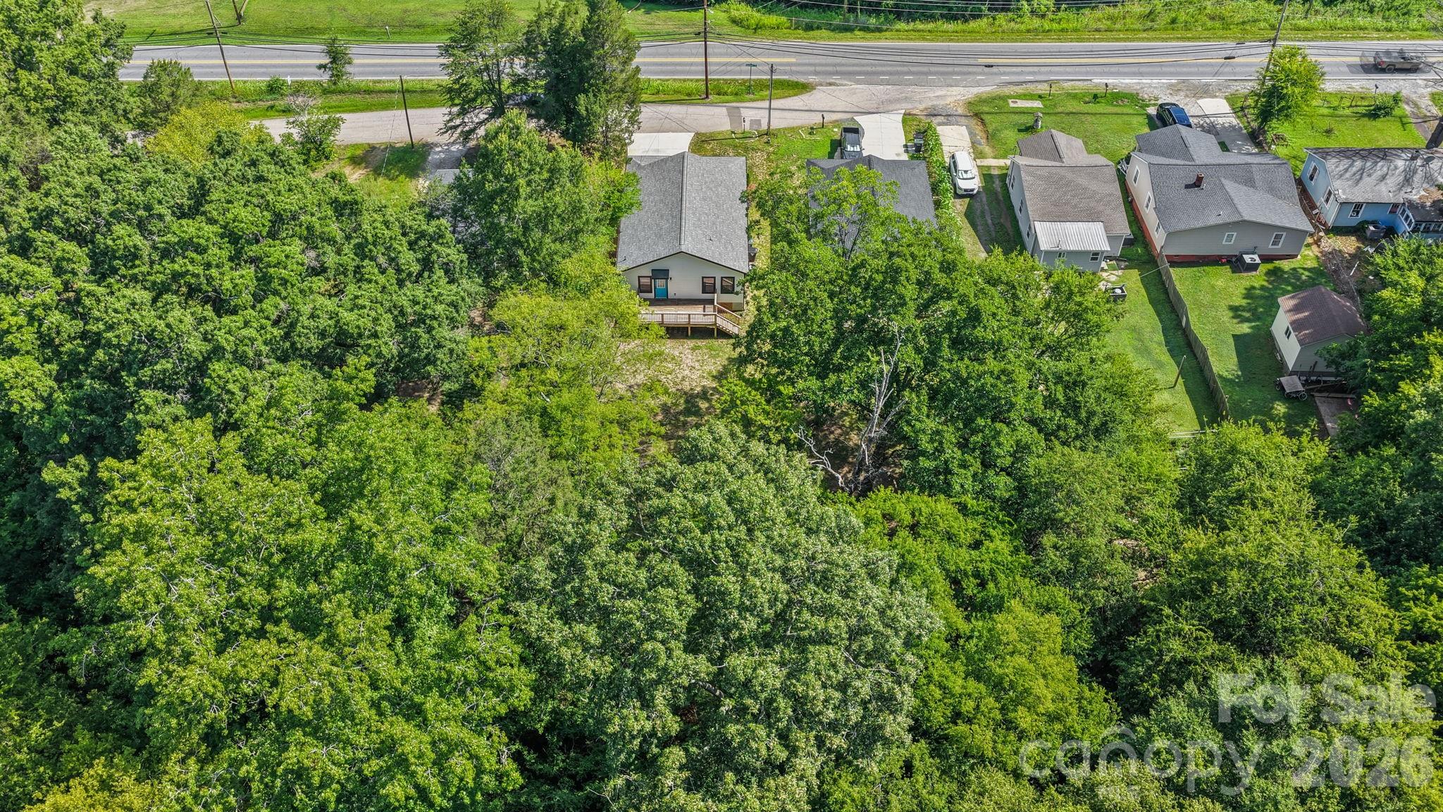 253 Hall Avenue Property Photo 29