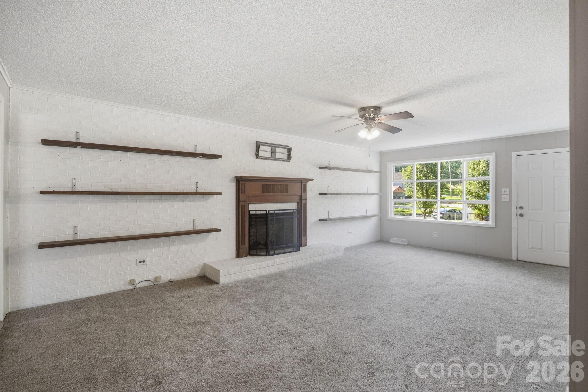 1401 Grovewood Drive Property Photo 15