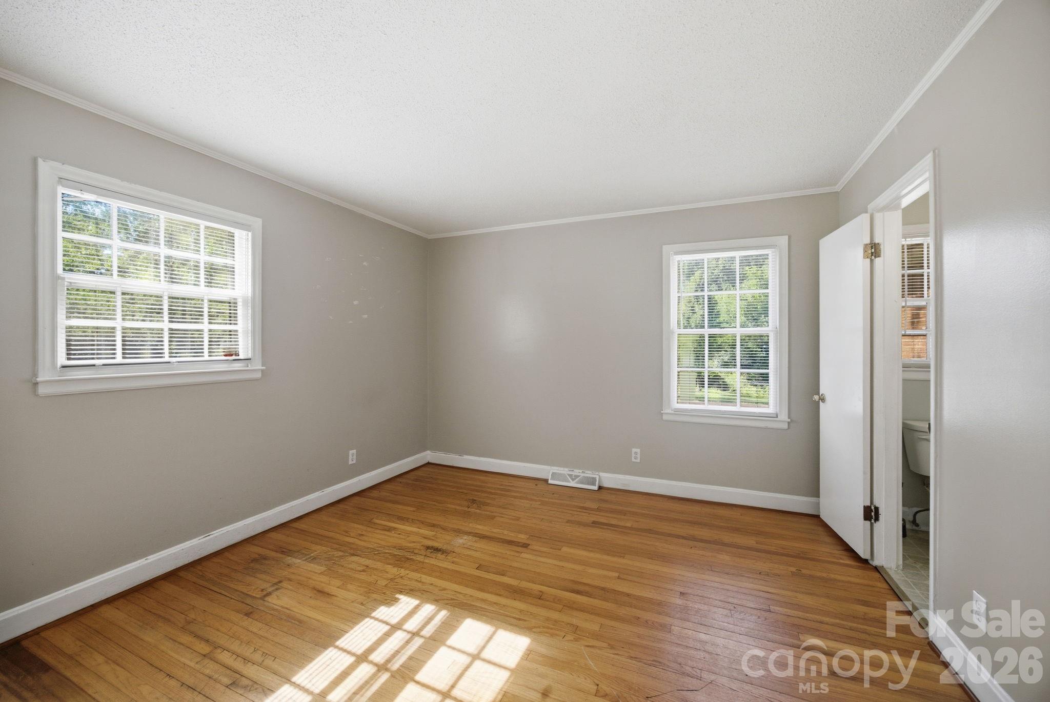 1401 Grovewood Drive Property Photo 25