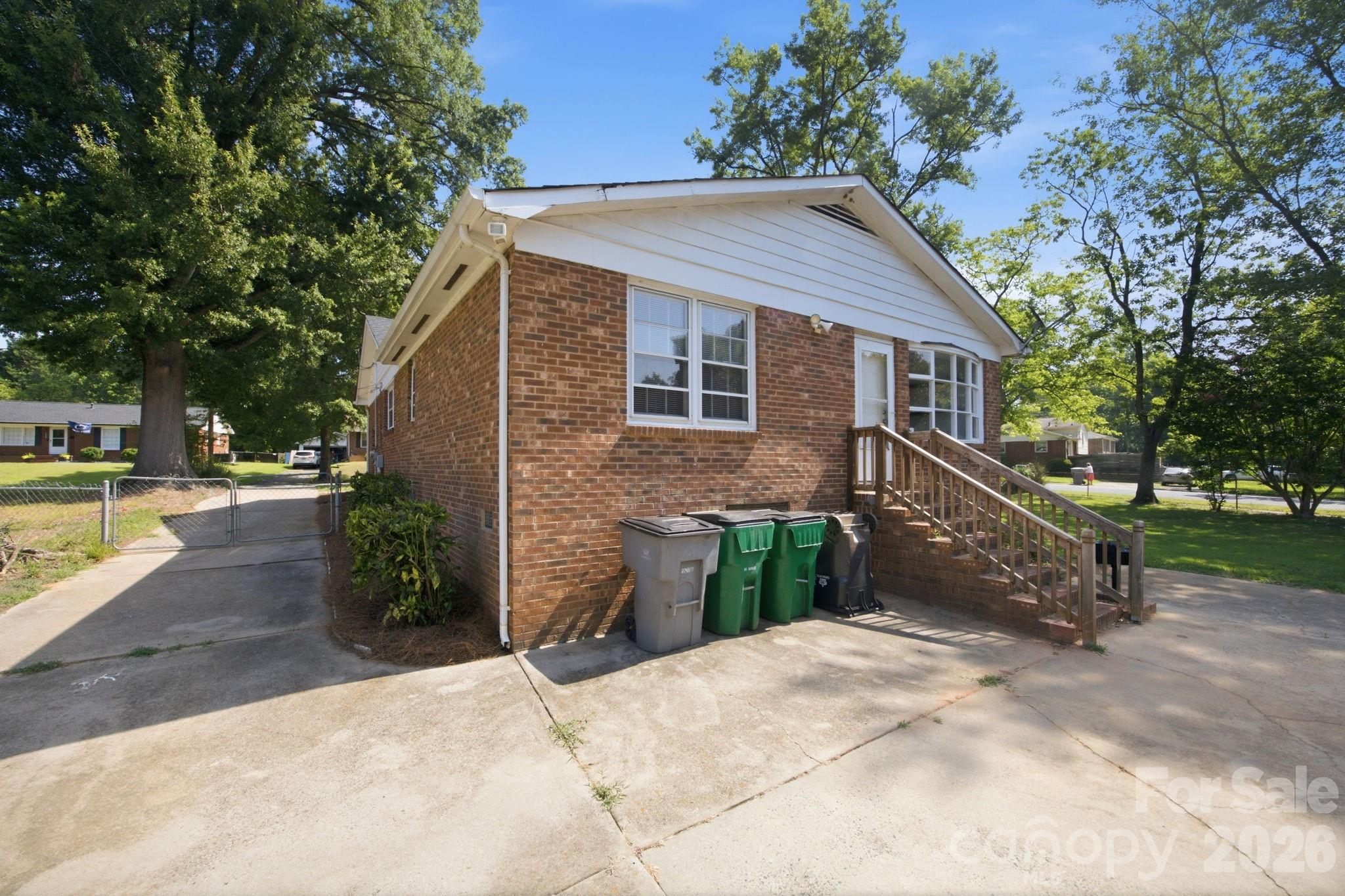 1401 Grovewood Drive Property Photo 31