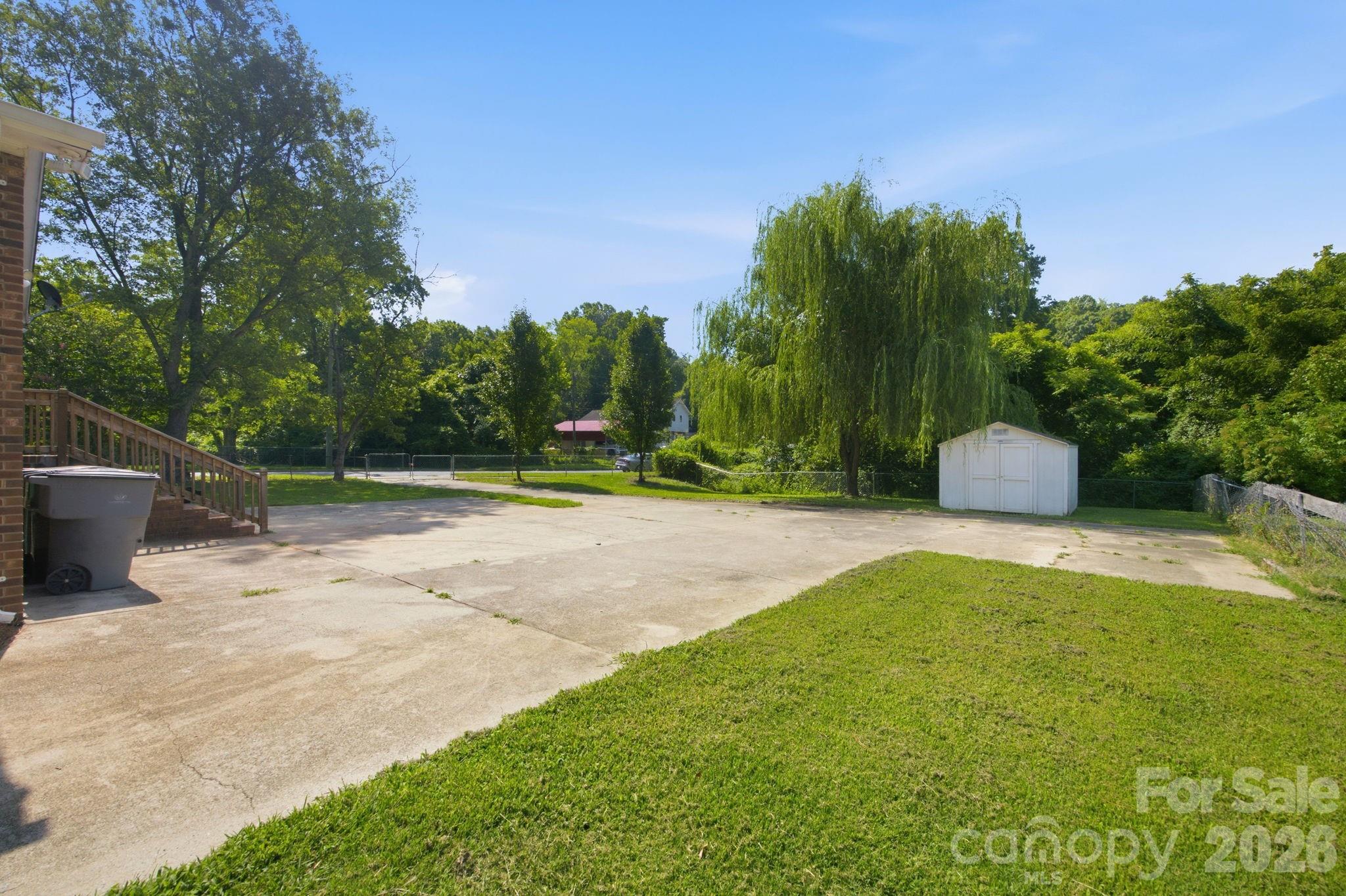 1401 Grovewood Drive Property Photo 33