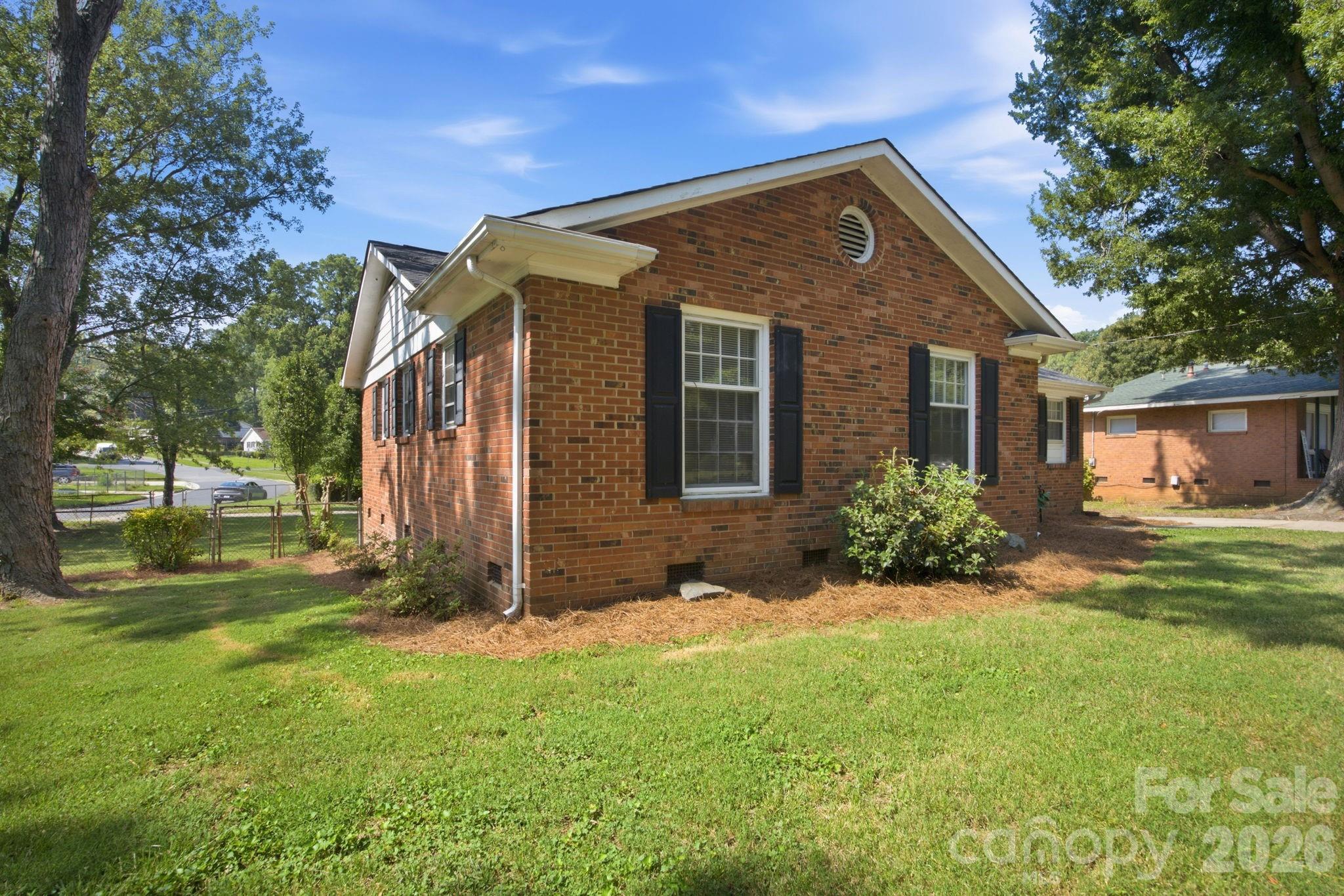 1401 Grovewood Drive Property Photo 37