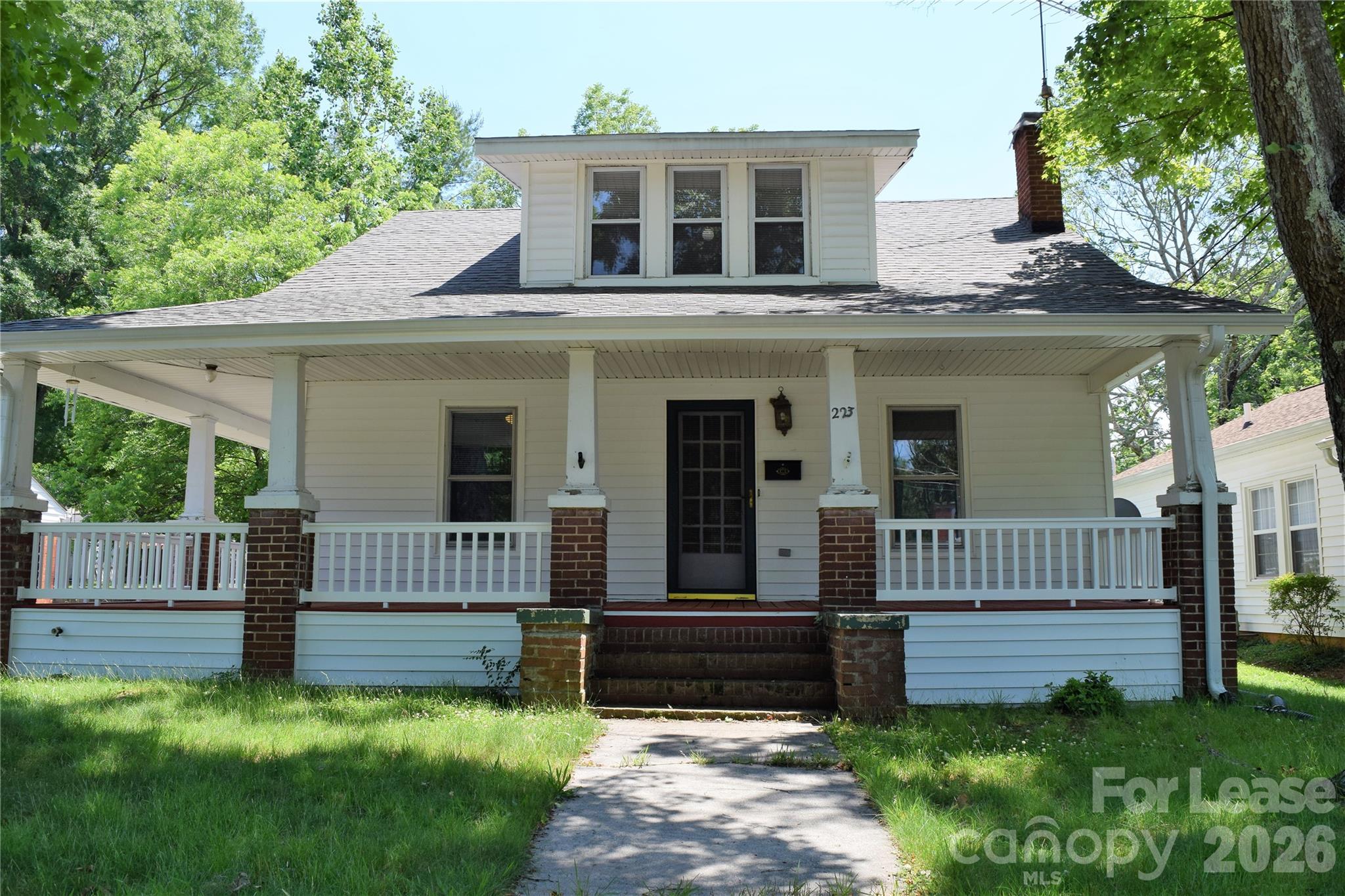 223 Maple Street Property Photo 1