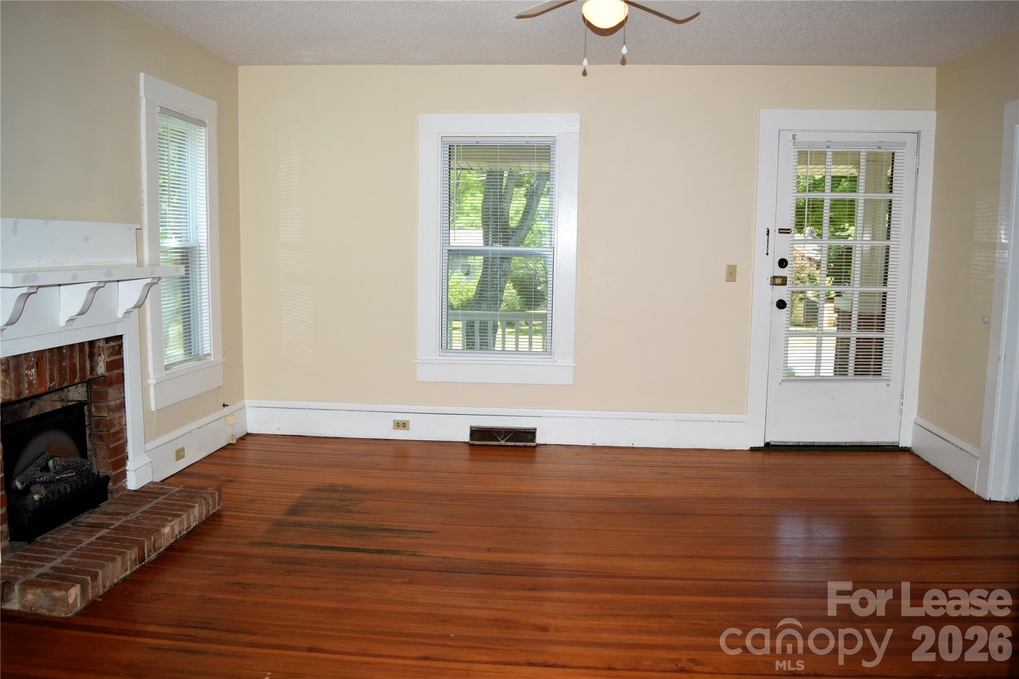 223 Maple Street Property Photo 5