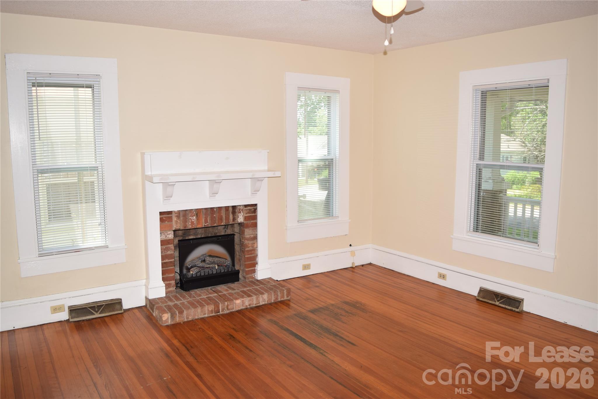 223 Maple Street Property Photo 7