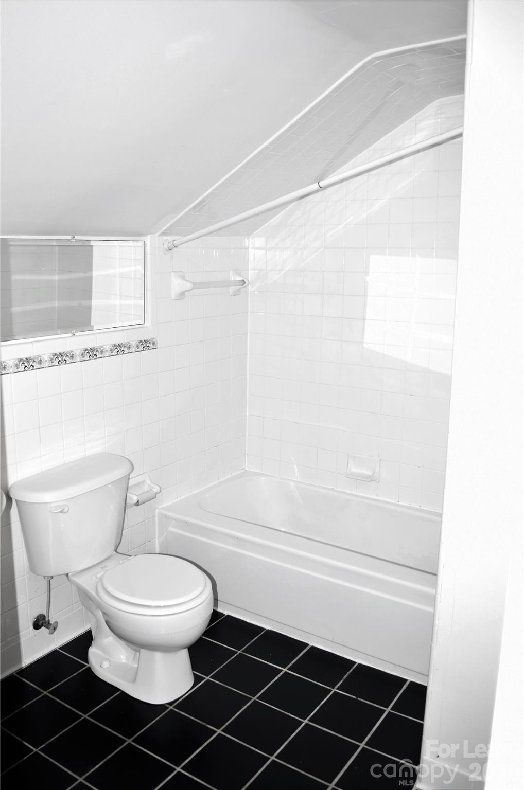 223 Maple Street Property Photo 24