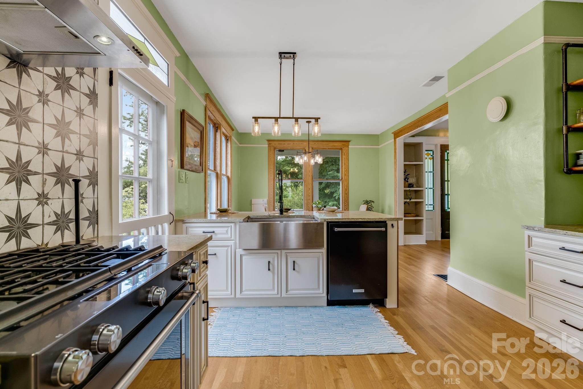 9 Houston Street Property Photo 21