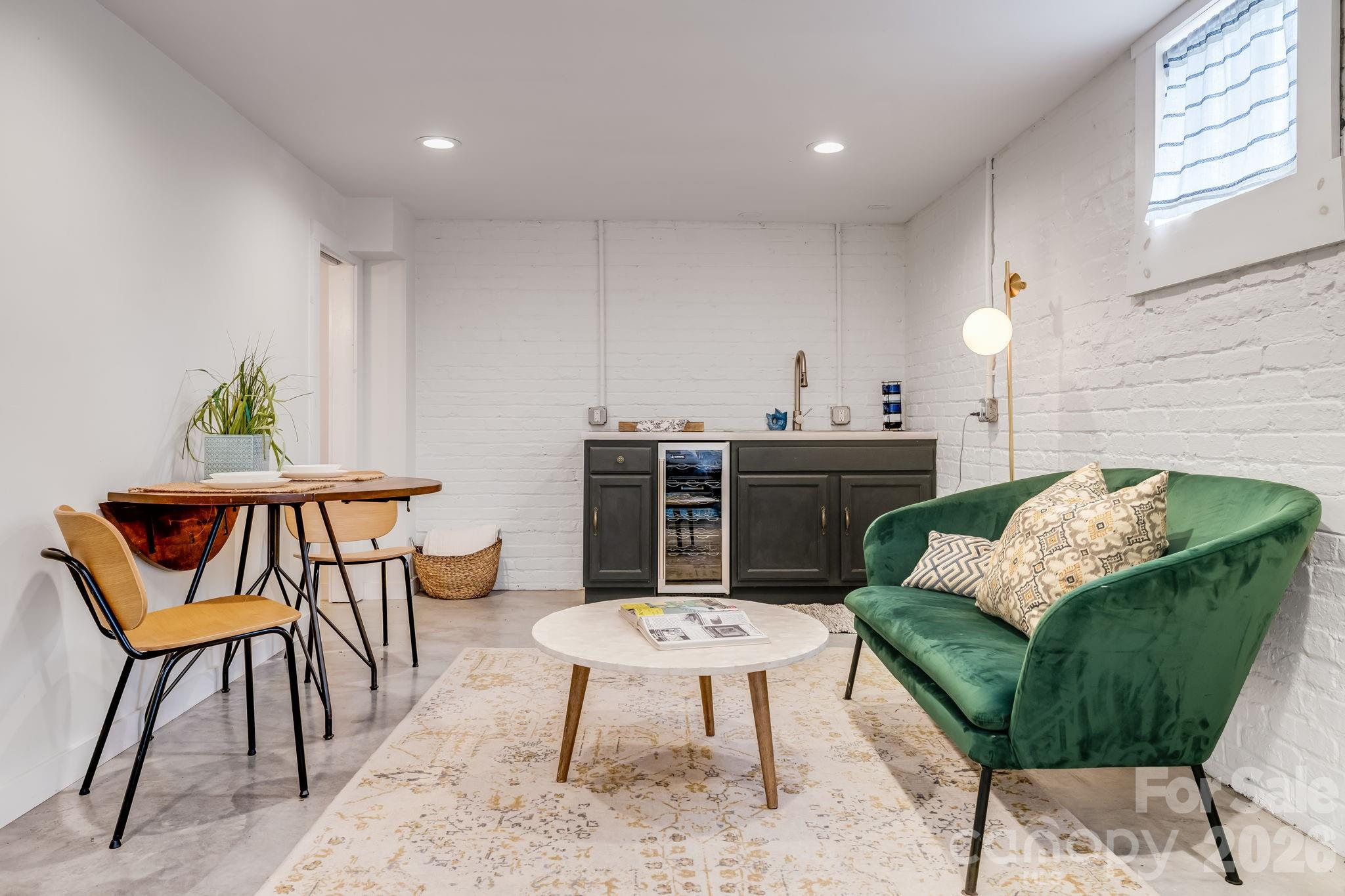 9 Houston Street Property Photo 41