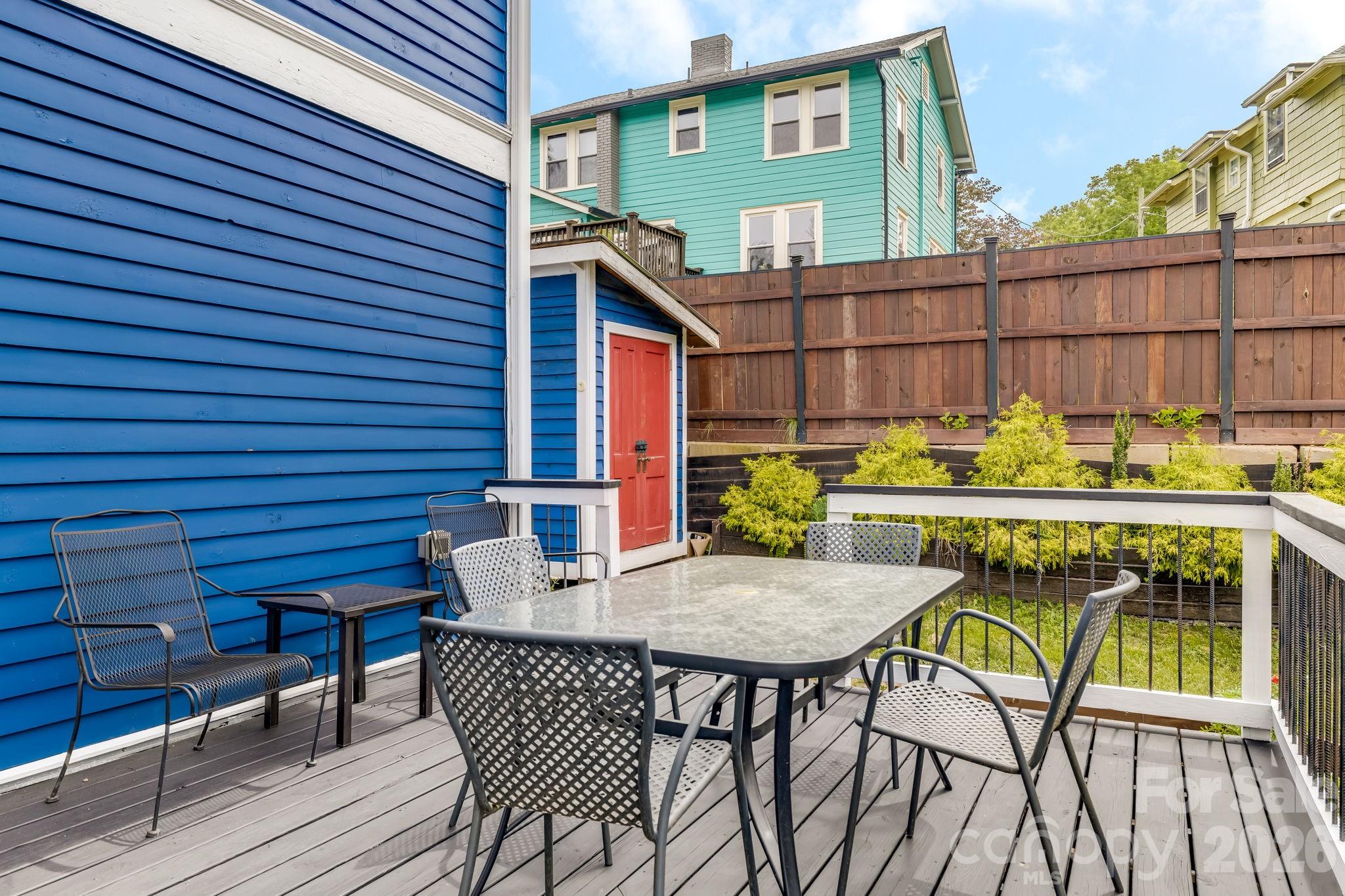 9 Houston Street Property Photo 47