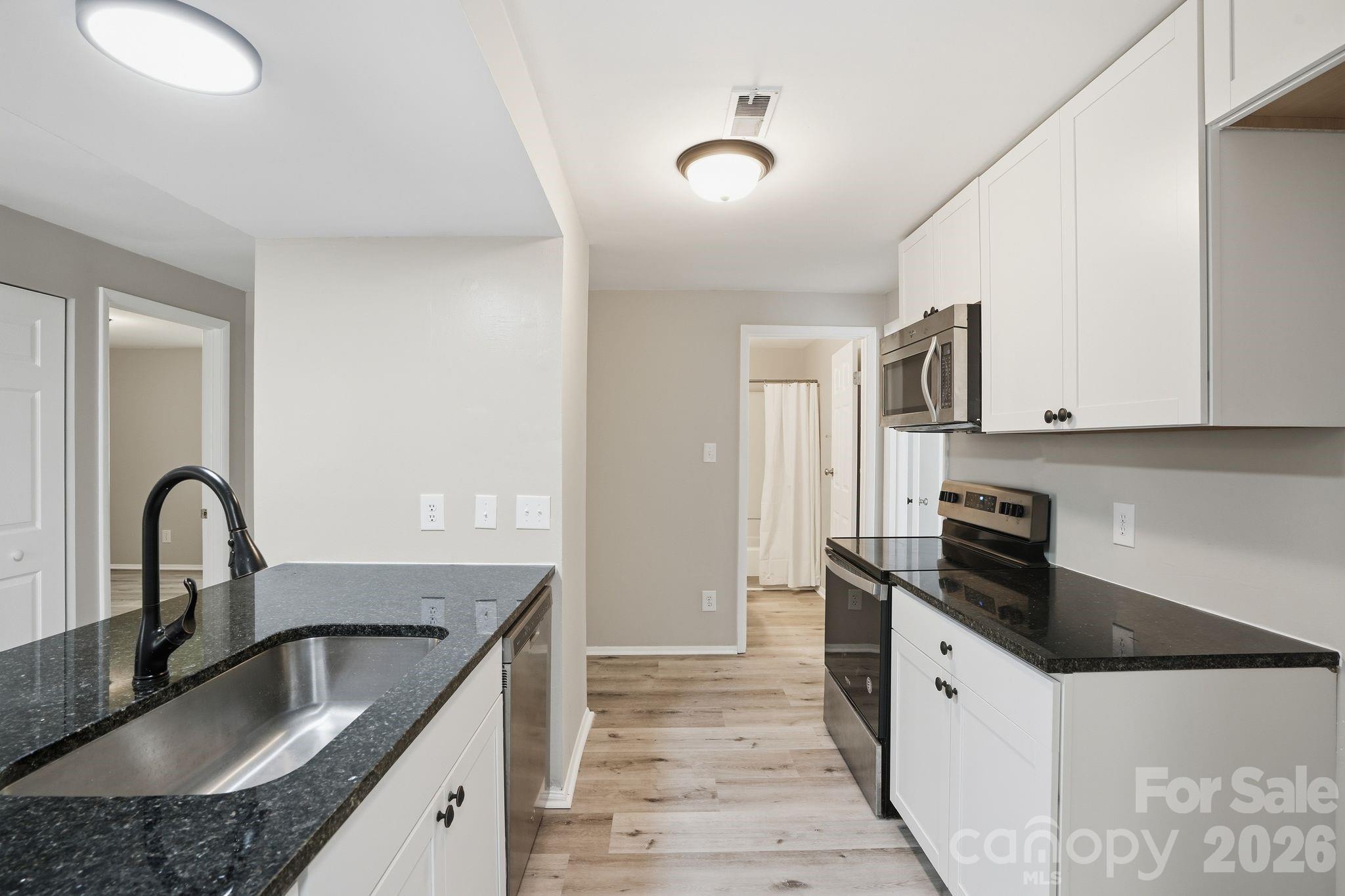 3719 Piney Grove Road Property Photo 8