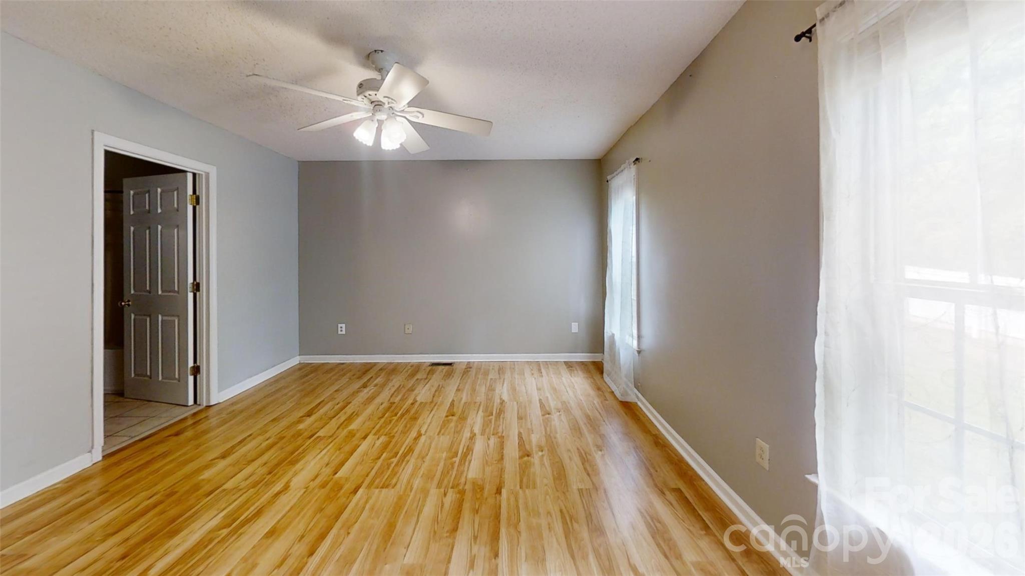 49 Laurel Street Property Photo 13