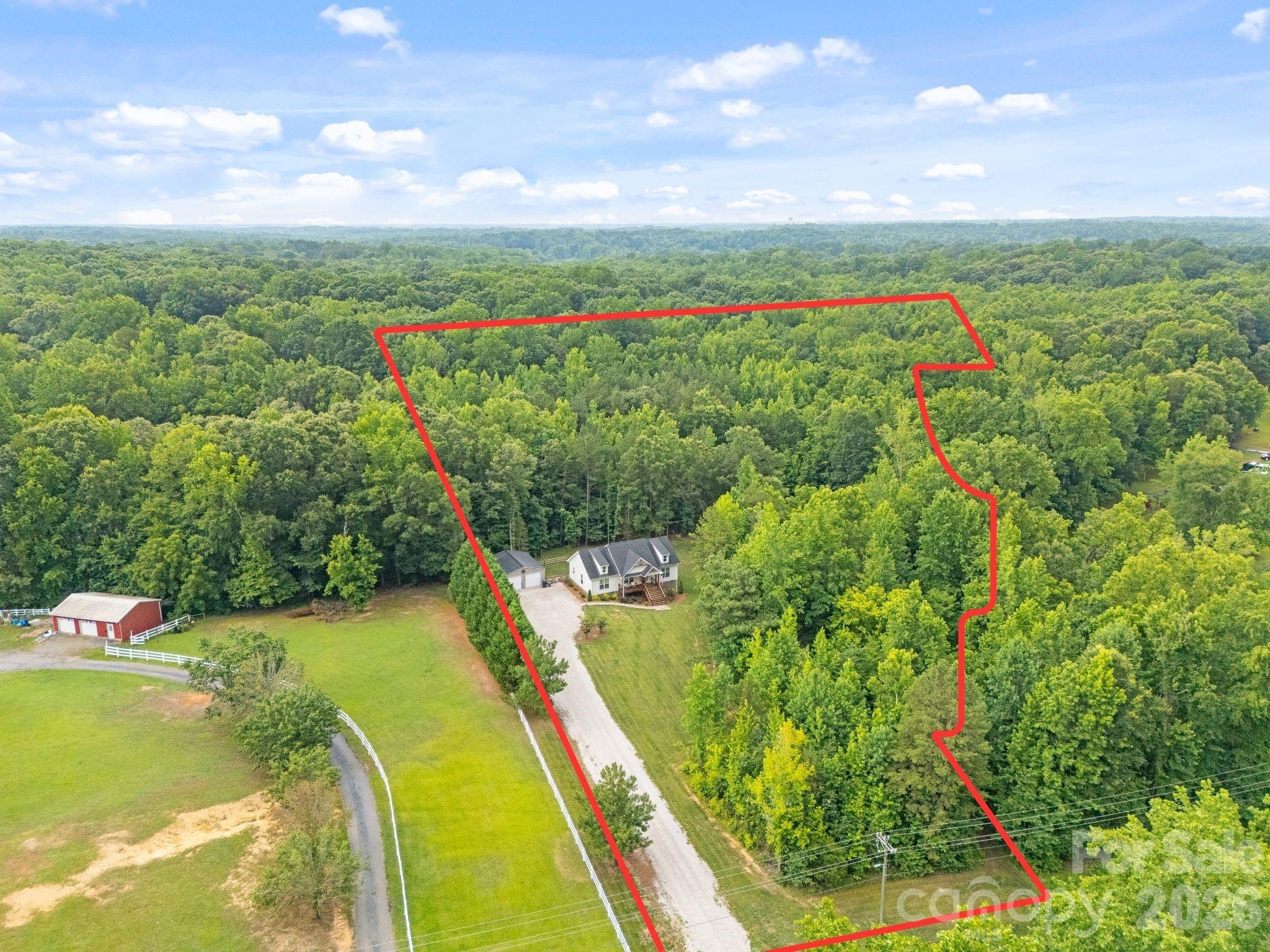 1601 Charlotte Highway Property Photo 1