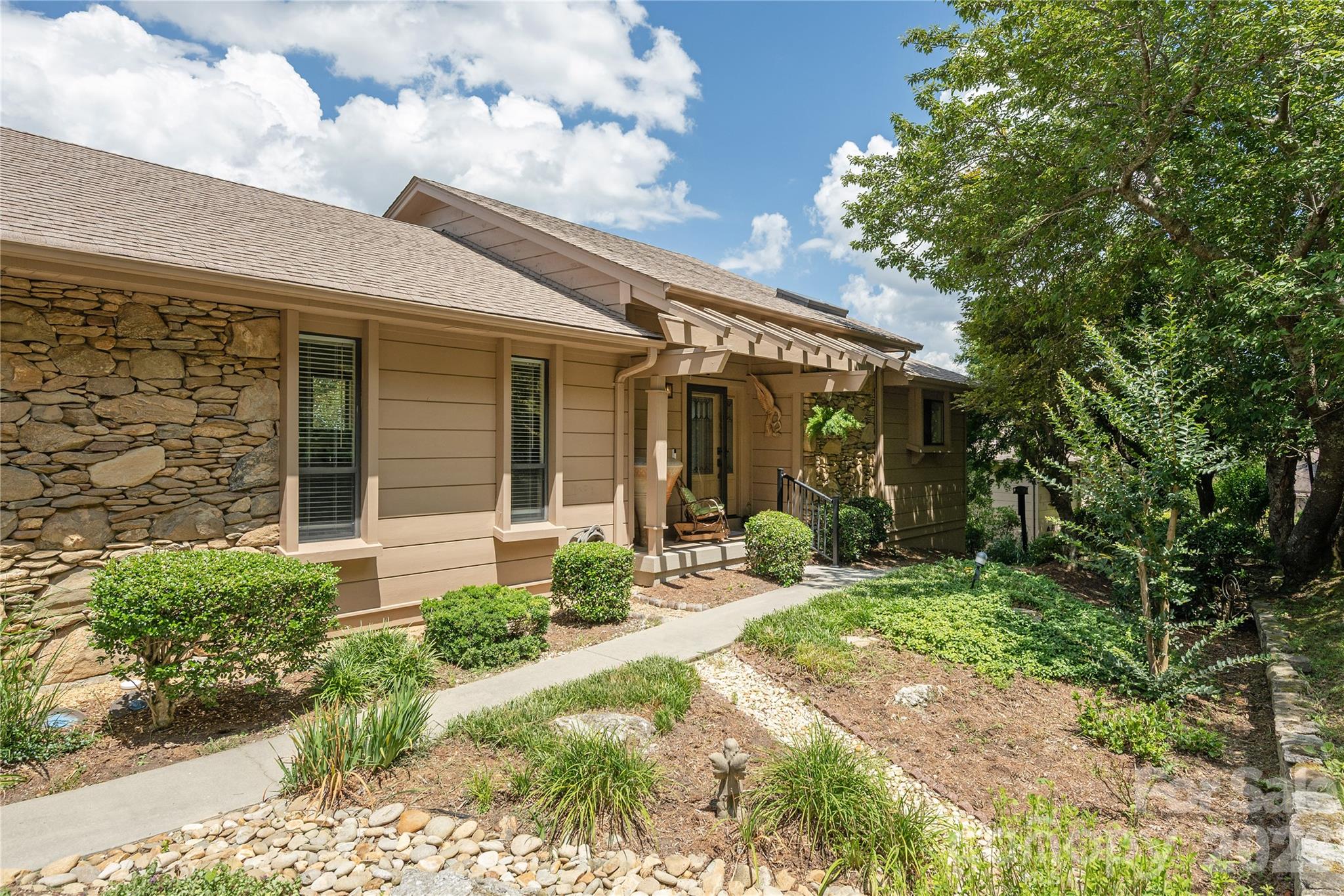 159 Country Ridge Road Property Photo 1