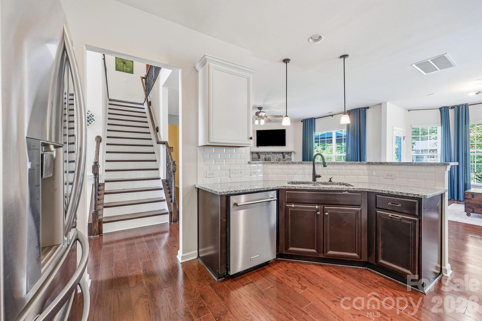 10648 Sky Chase Avenue Property Photo 6