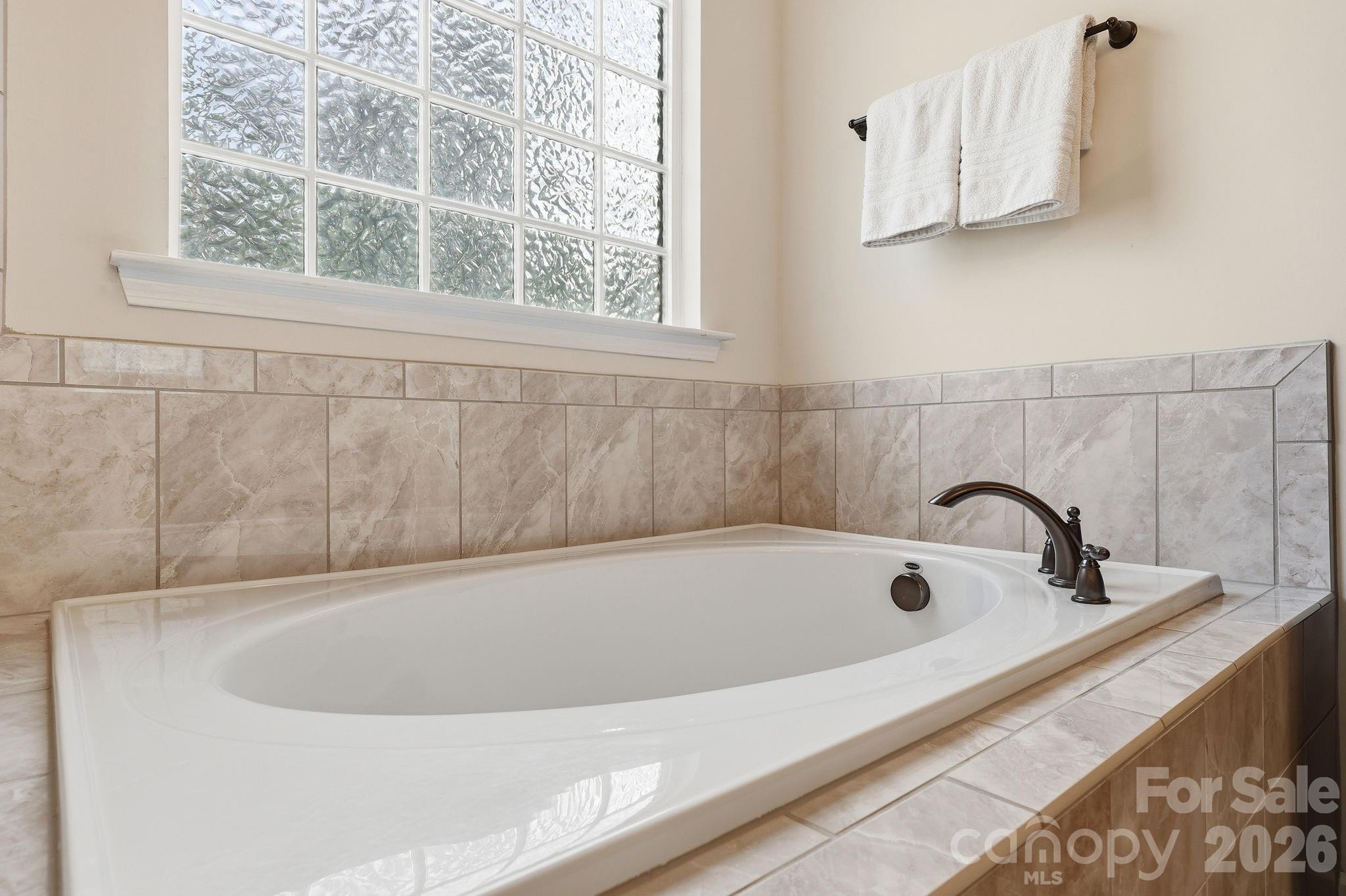10648 Sky Chase Avenue Property Photo 28