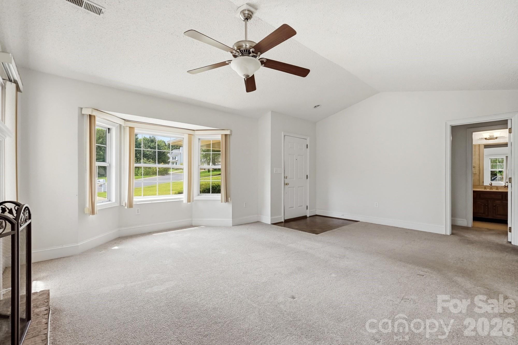 2914 Huckleberry Hill Drive Property Photo 13