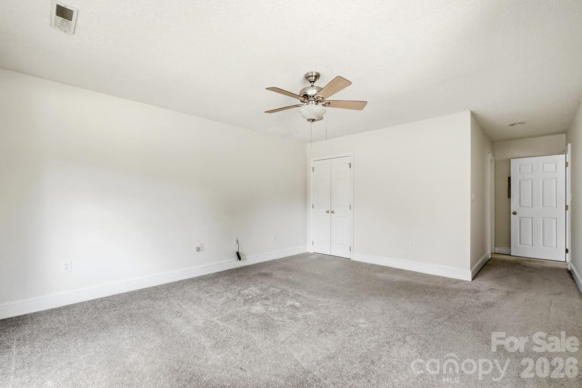 2914 Huckleberry Hill Drive Property Photo 21