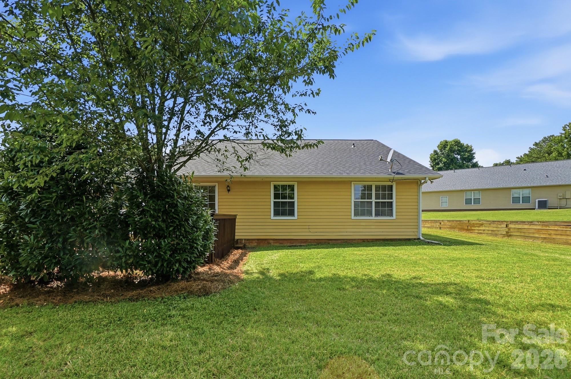 2914 Huckleberry Hill Drive Property Photo 32