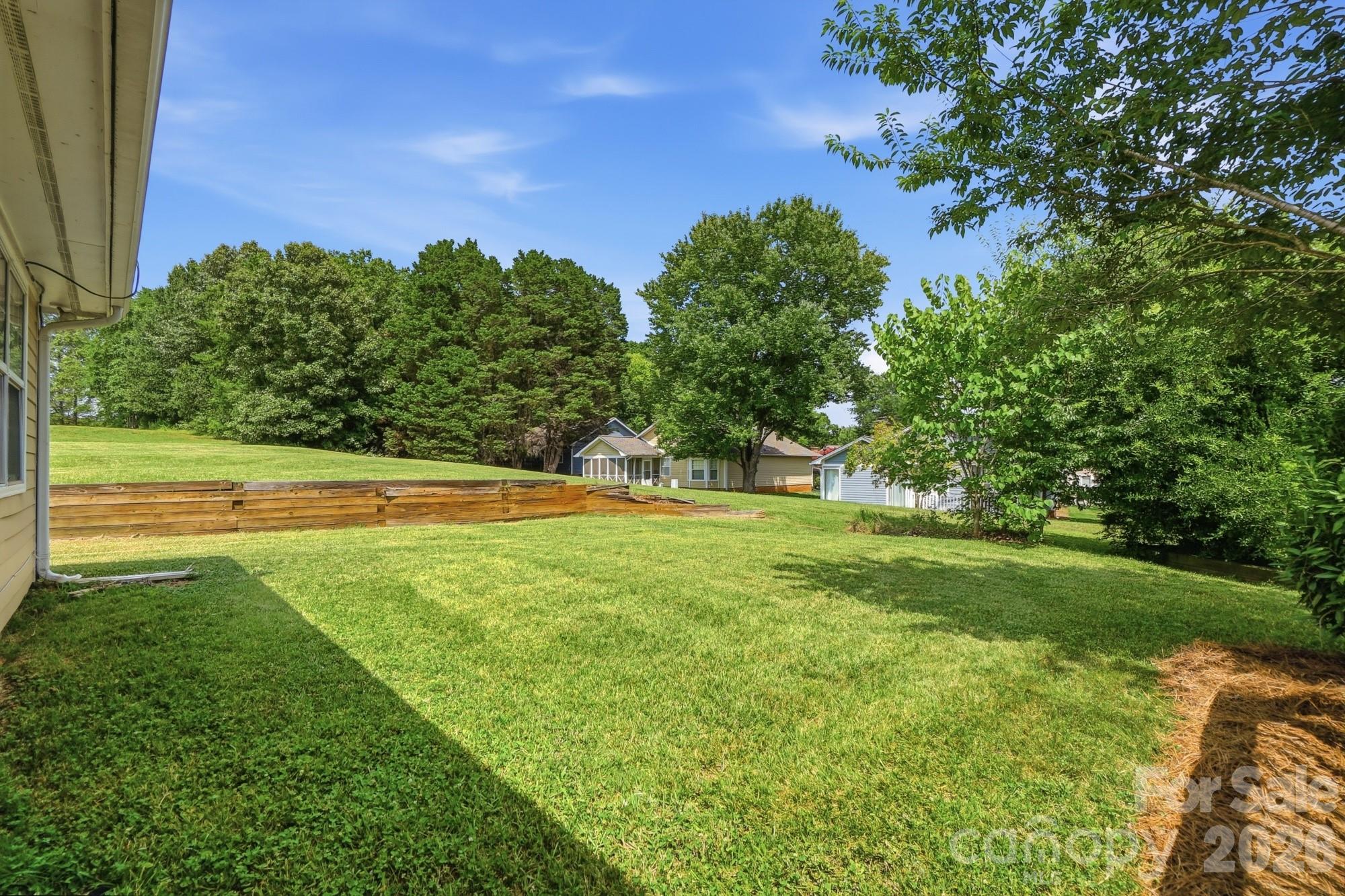 2914 Huckleberry Hill Drive Property Photo 33
