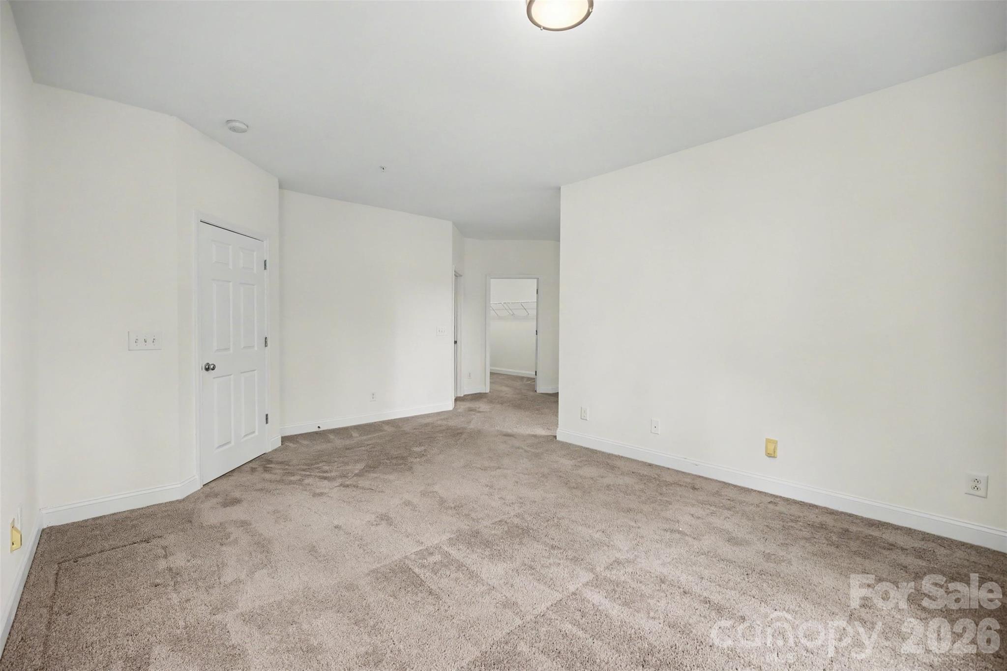 1000 E Woodlawn Road 415 Property Photo 23