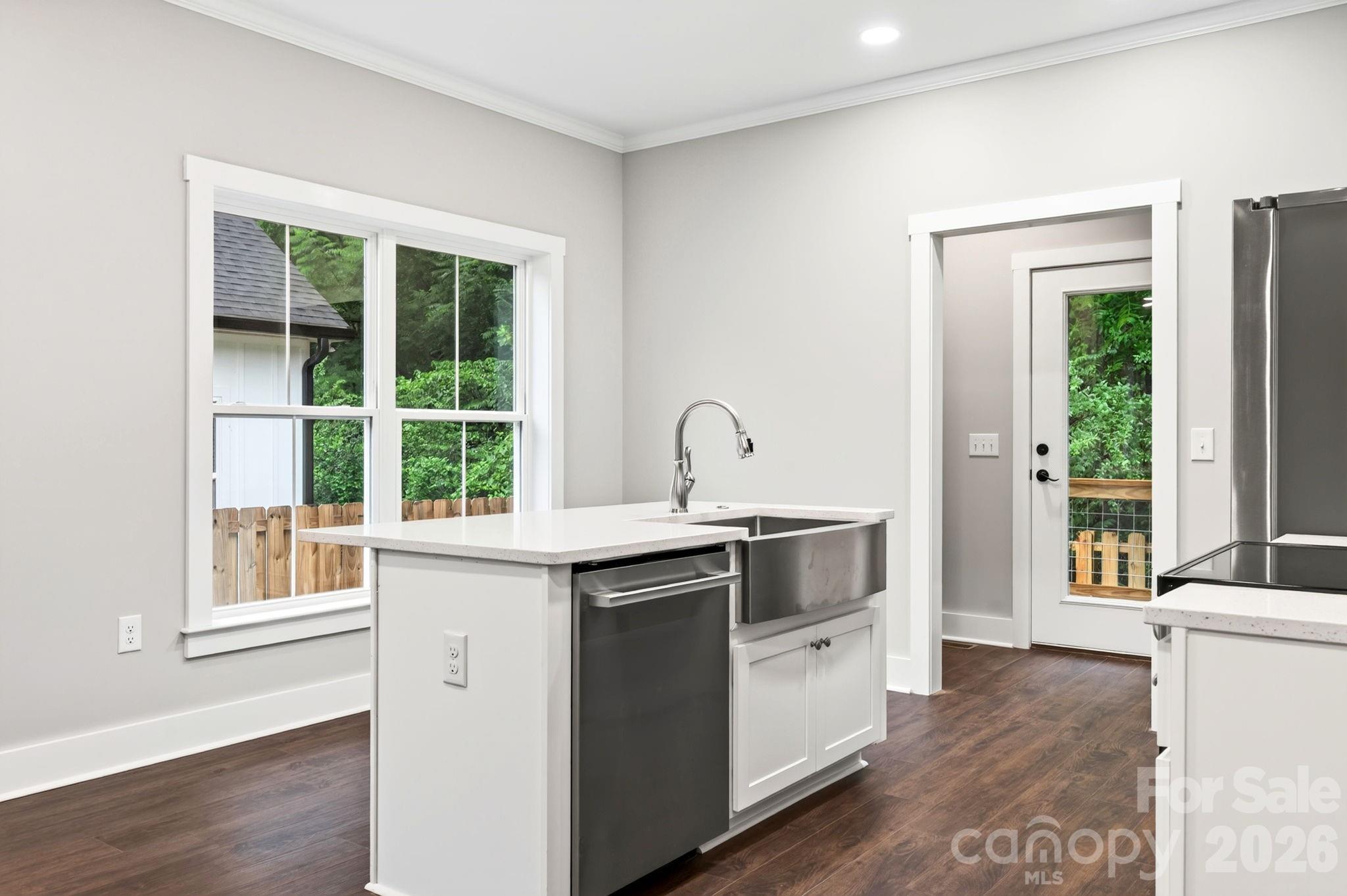 110 Orchard Street Property Photo 9