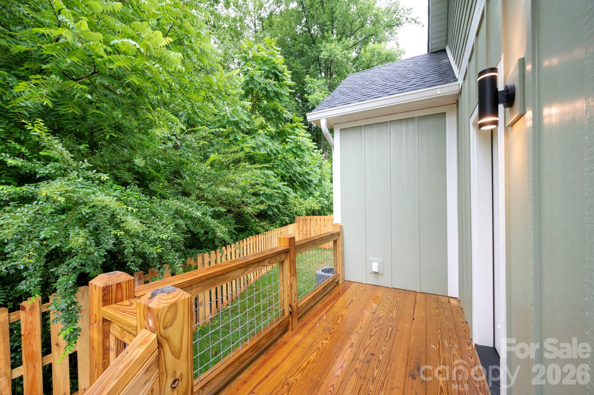 110 Orchard Street Property Photo 29