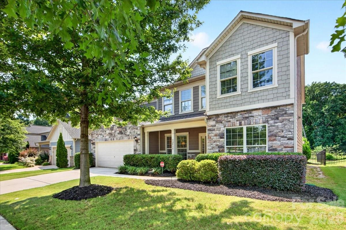 12515 Current Drive Property Photo 1