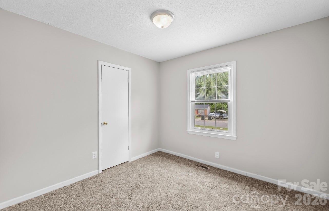 1812 Alpine Drive Property Photo 10