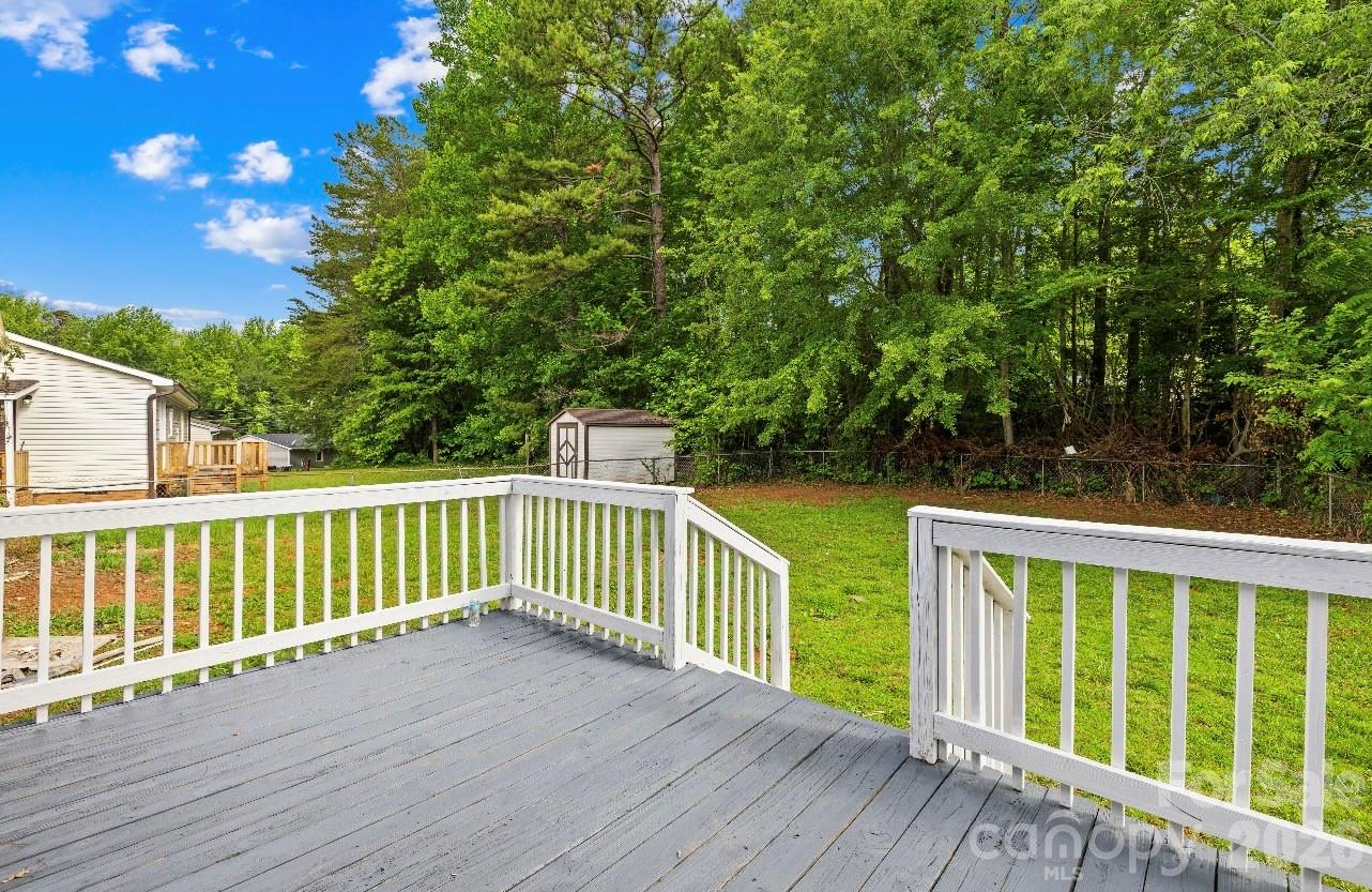 1812 Alpine Drive Property Photo 16