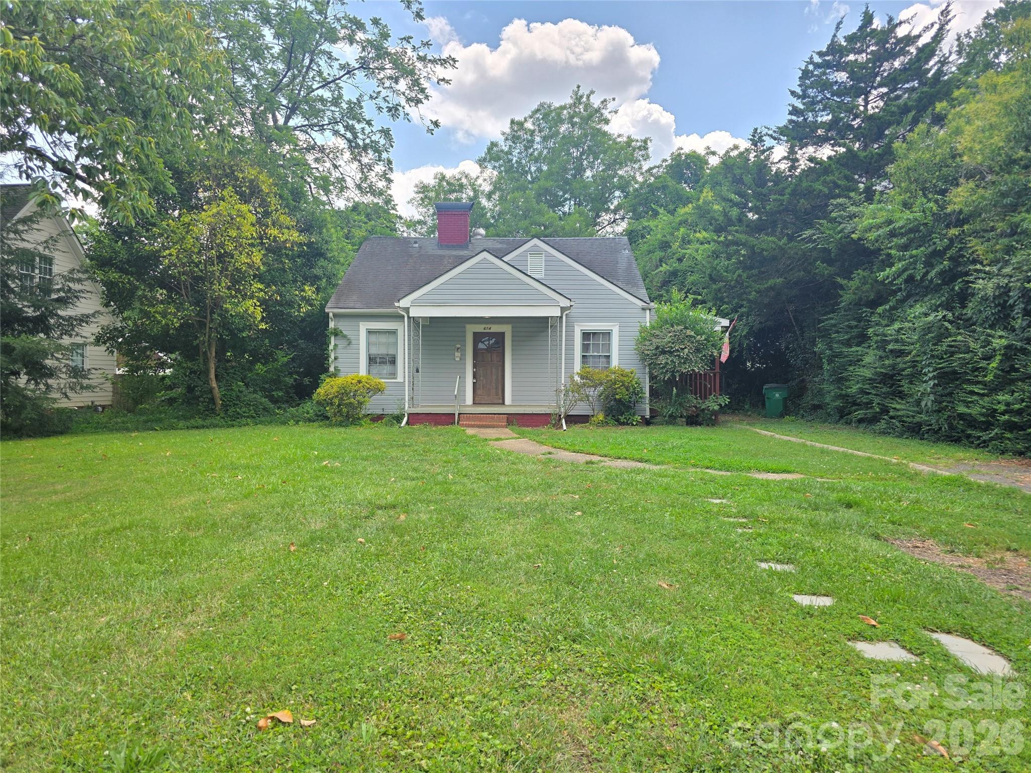 614 Marsh Road Property Photo 2
