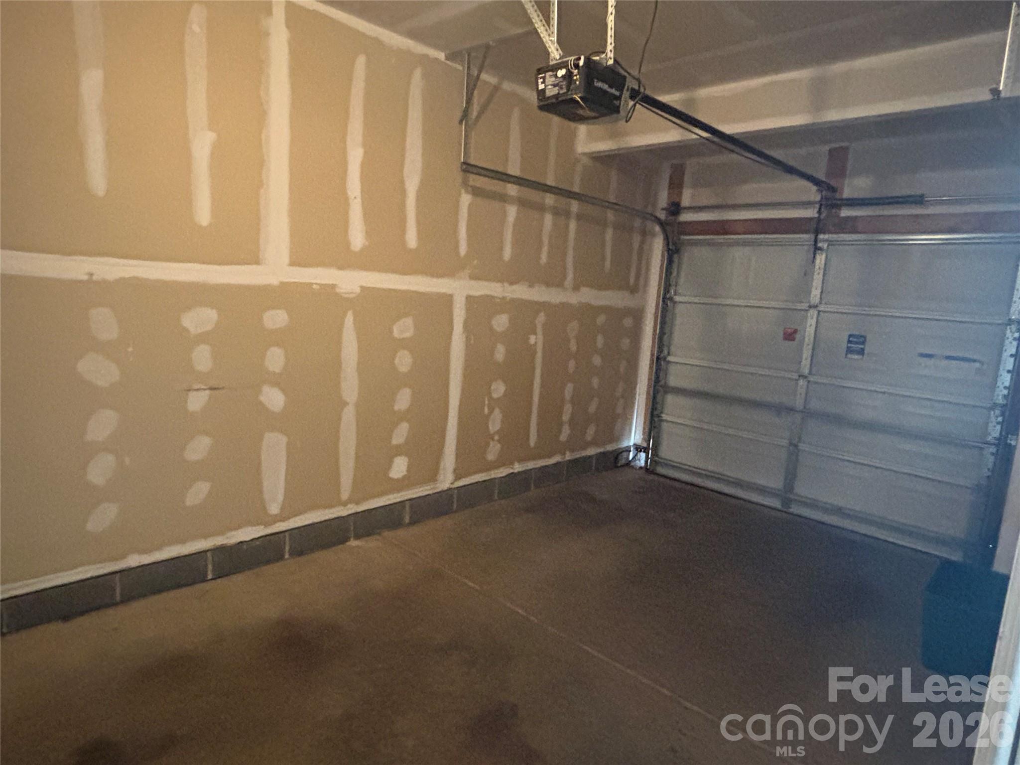 7411 Red Mulberry Way Property Photo 14