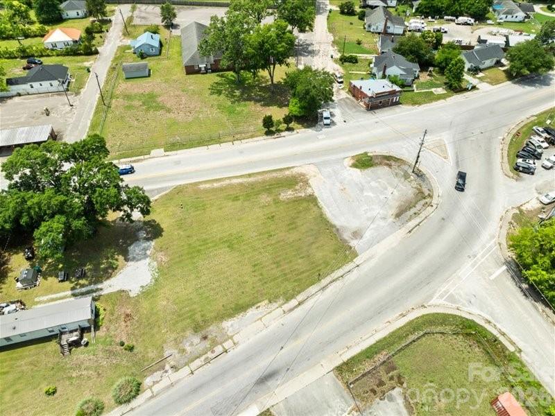 519 & 522 2nd Street Property Photo 8