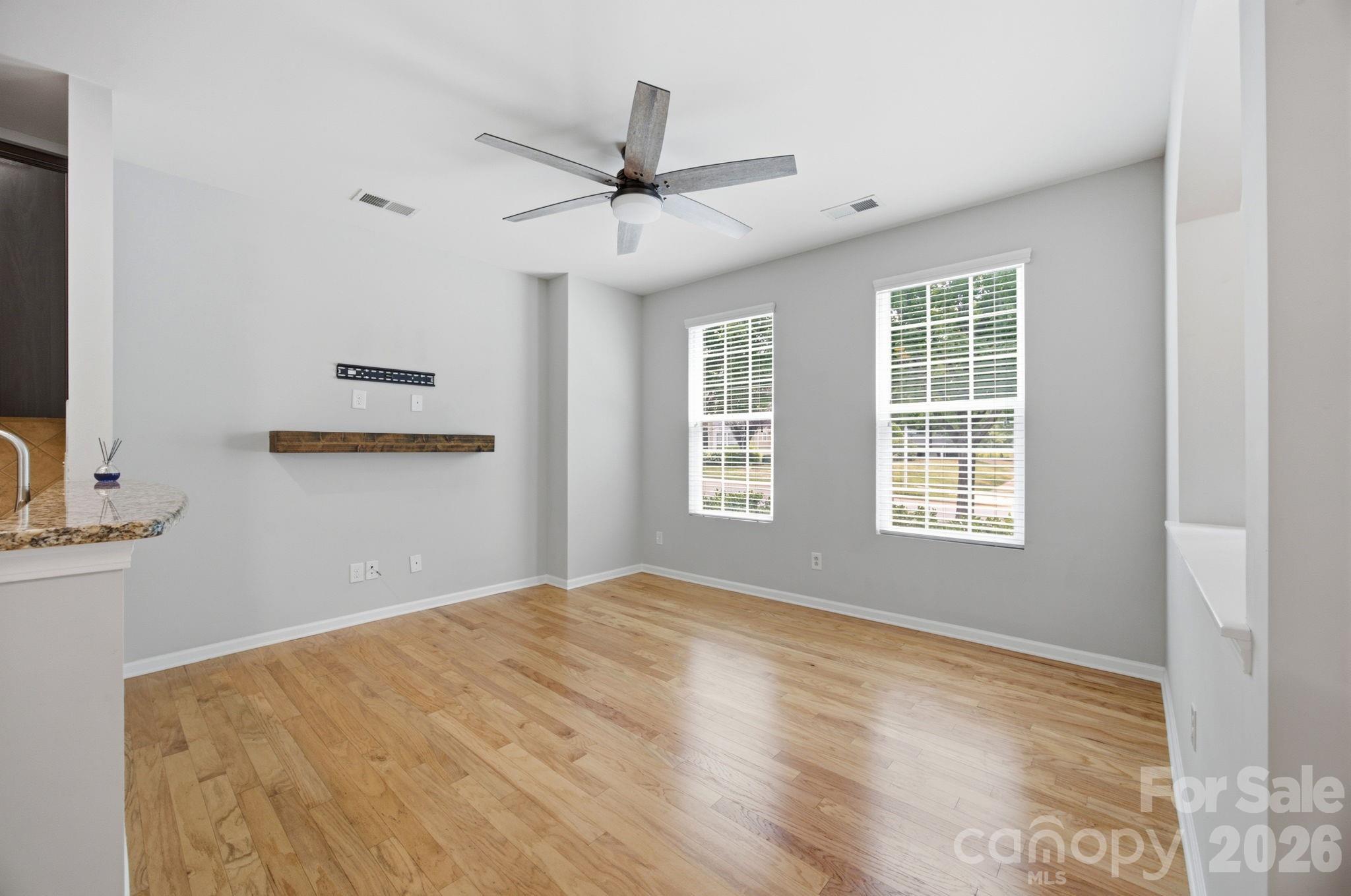 18431 The Commons Boulevard Property Photo 6