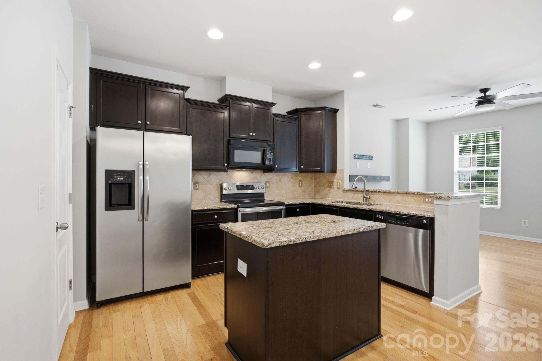 18431 The Commons Boulevard Property Photo 12
