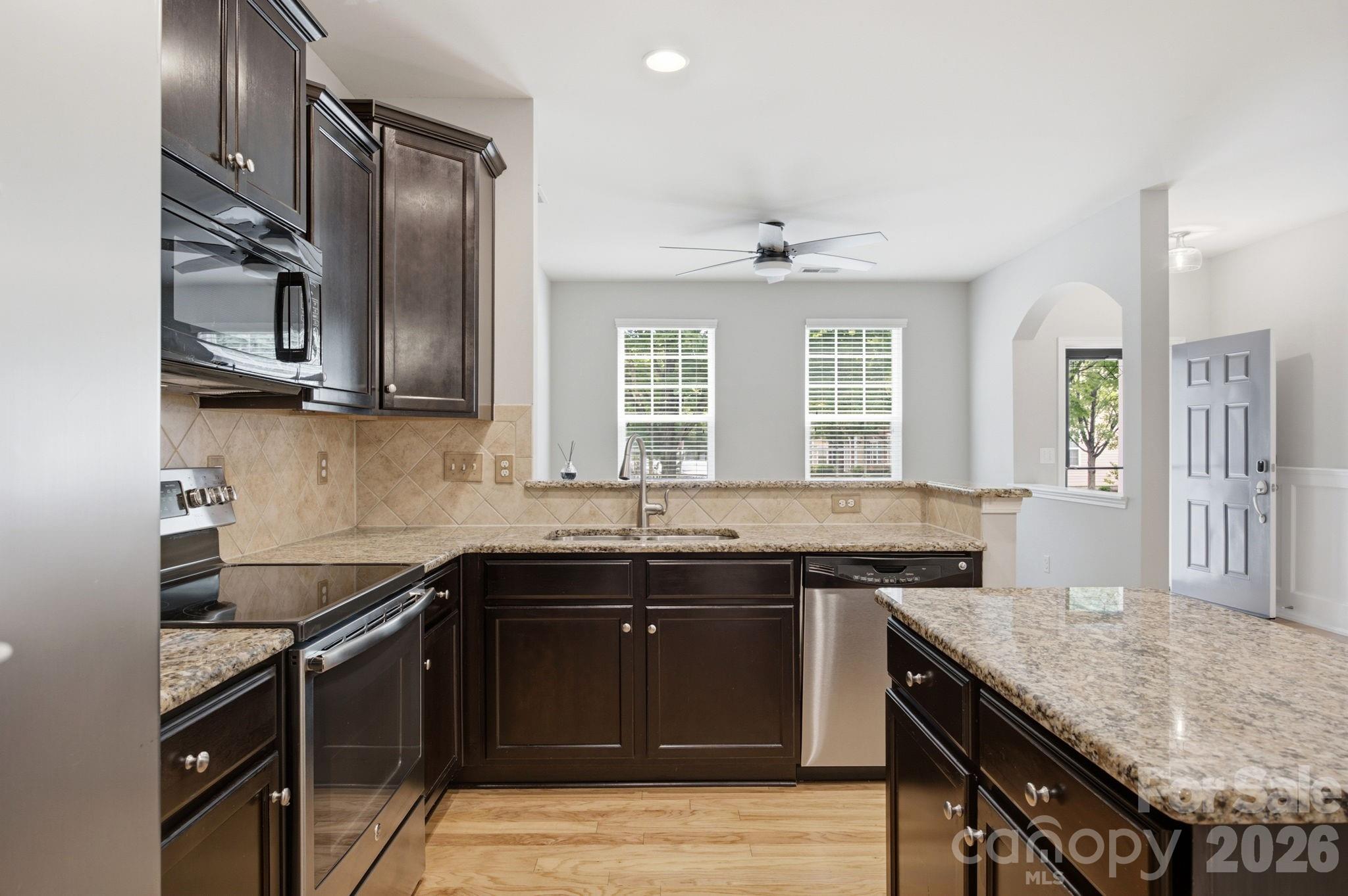 18431 The Commons Boulevard Property Photo 15