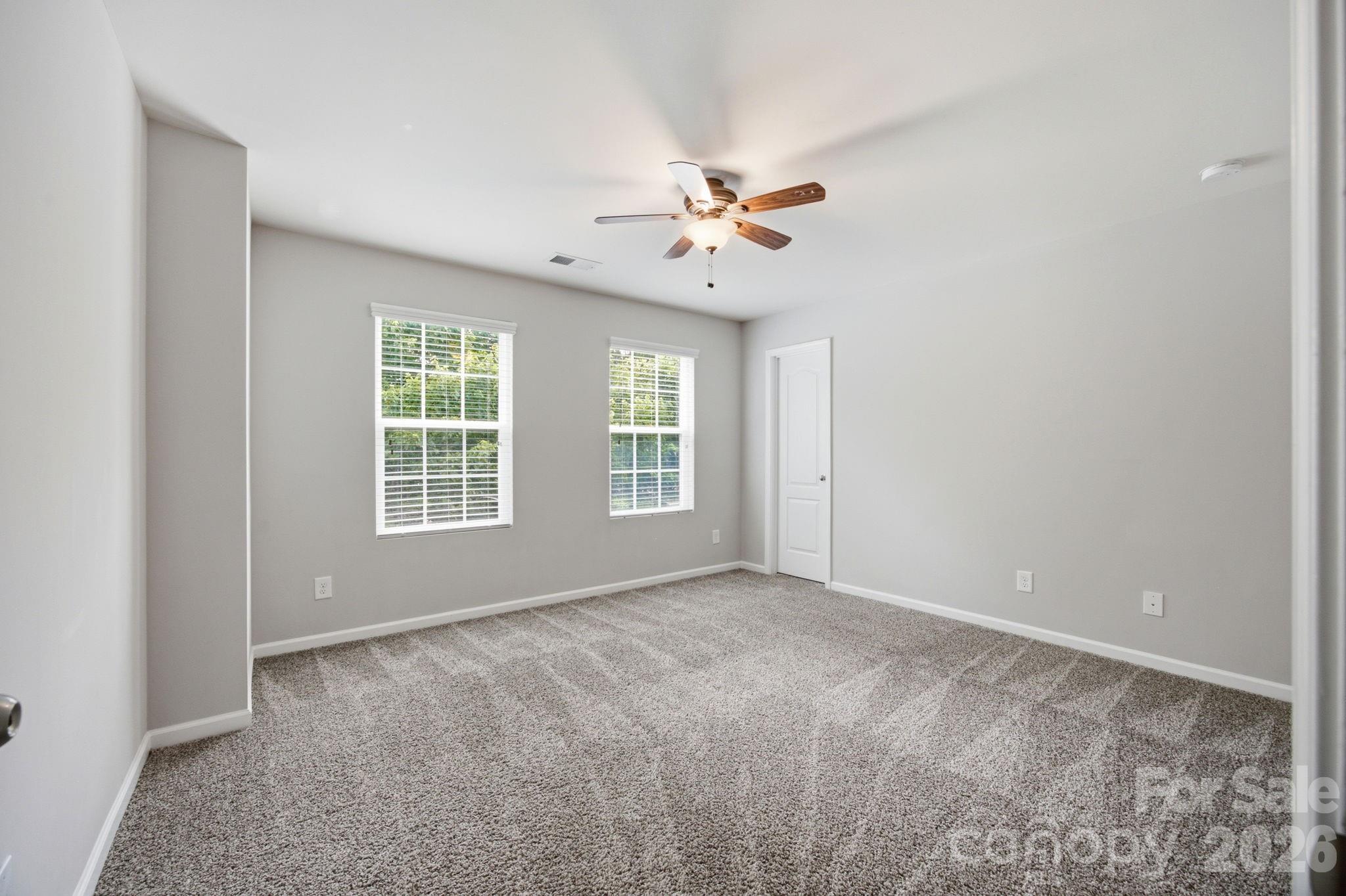 18431 The Commons Boulevard Property Photo 28