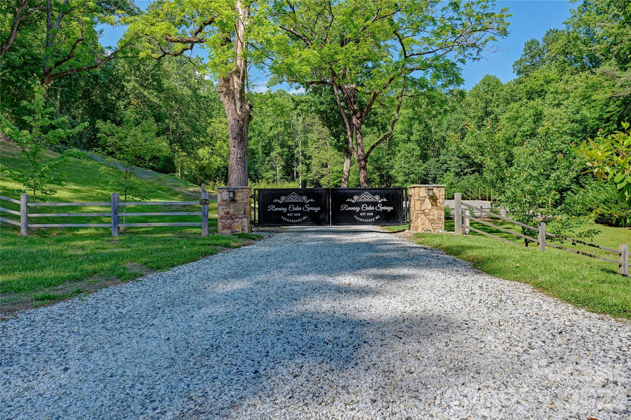 4017 Canada Road Property Photo 1