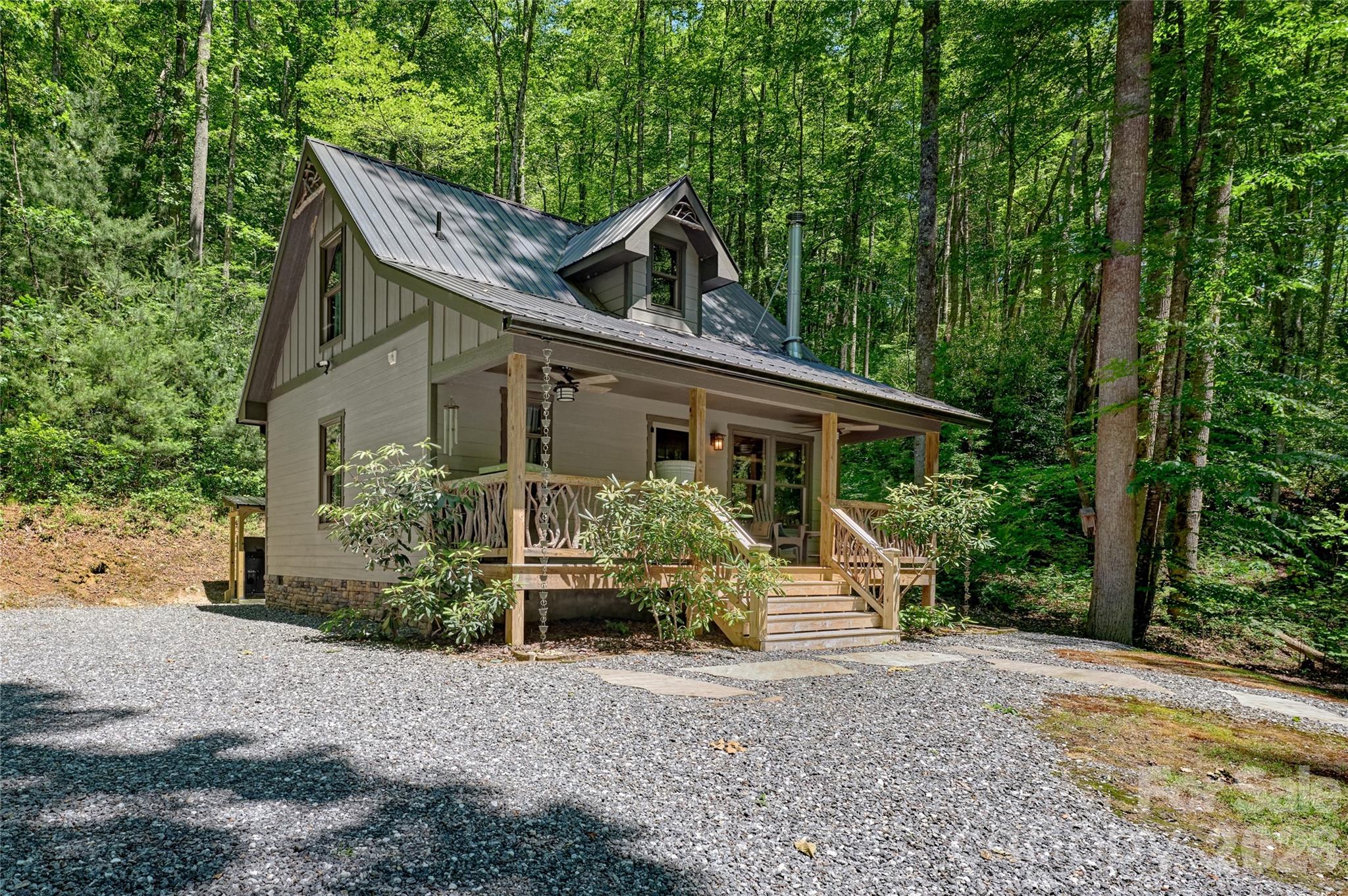 4017 Canada Road Property Photo 9