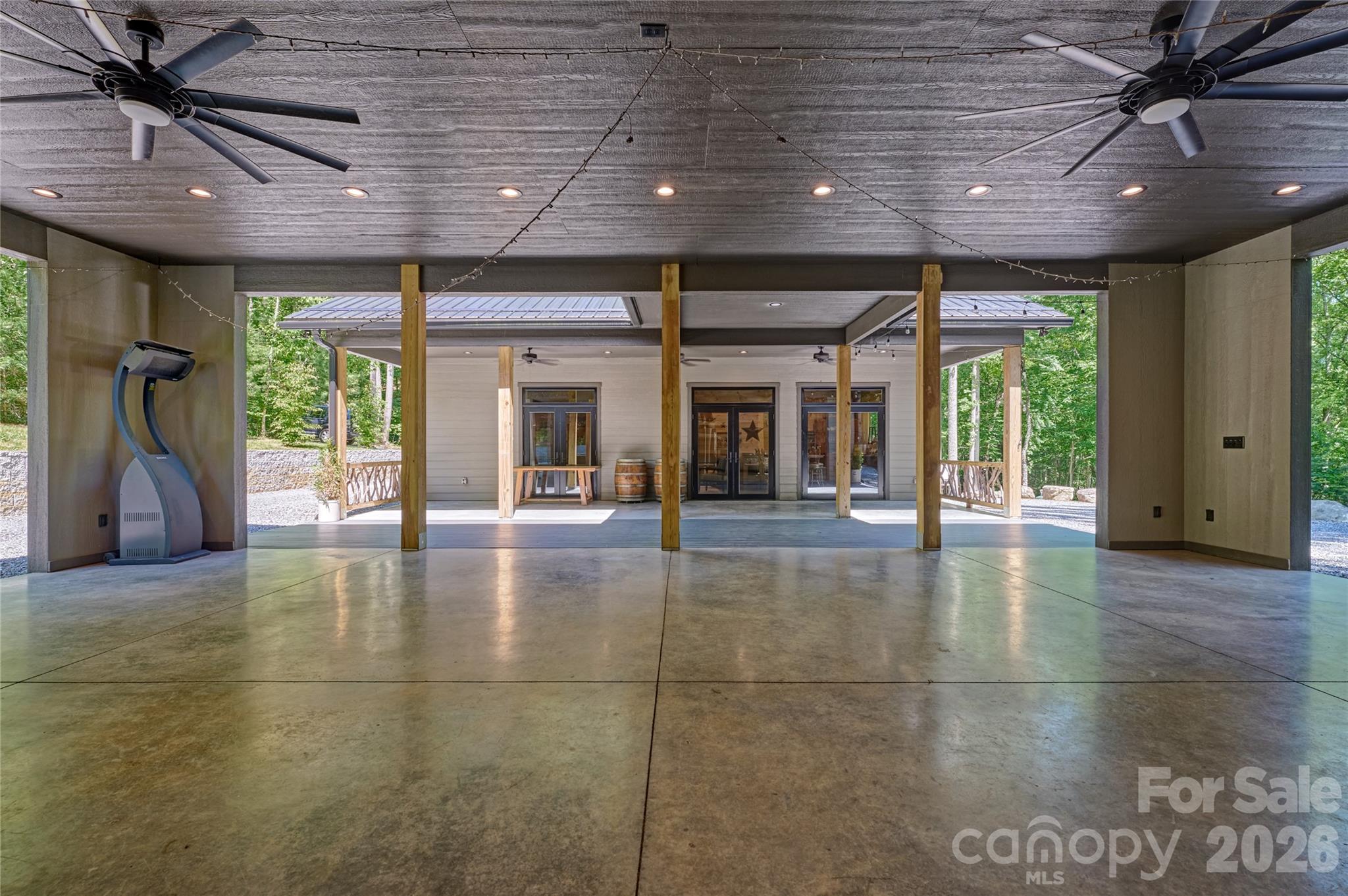 4017 Canada Road Property Photo 21