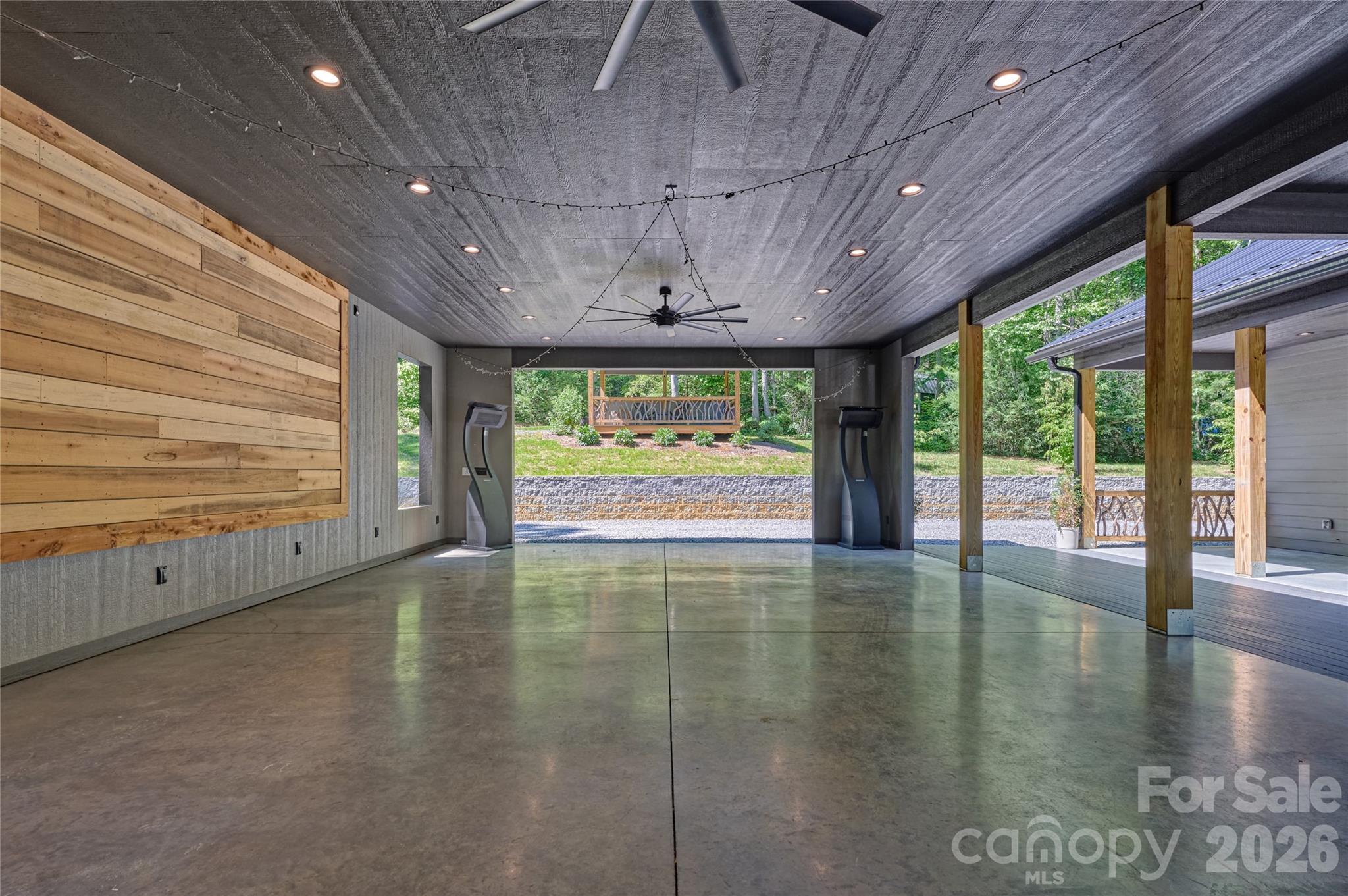 4017 Canada Road Property Photo 22