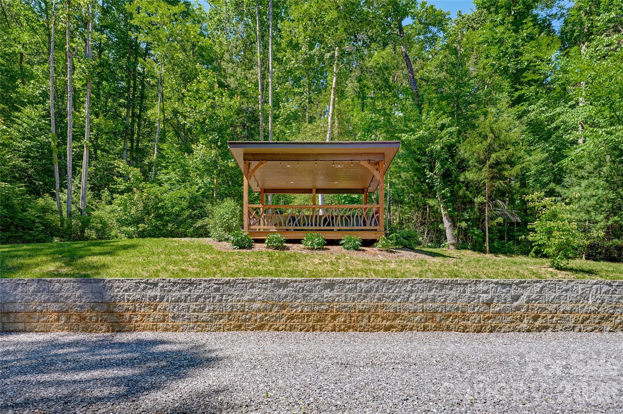 4017 Canada Road Property Photo 23