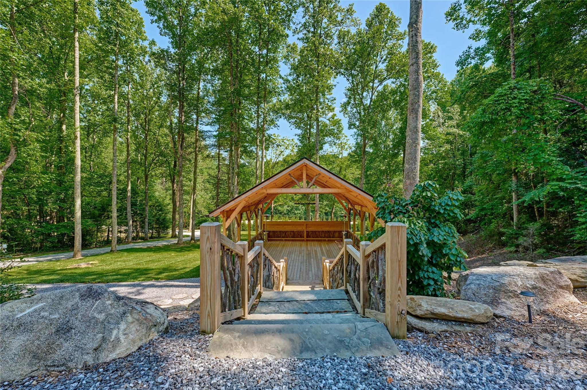 4017 Canada Road Property Photo 25