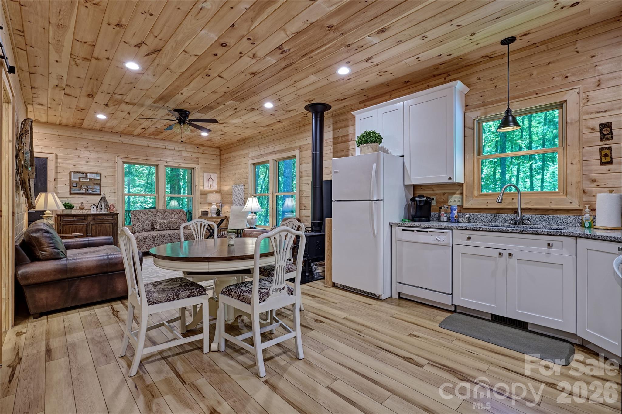 4017 Canada Road Property Photo 33