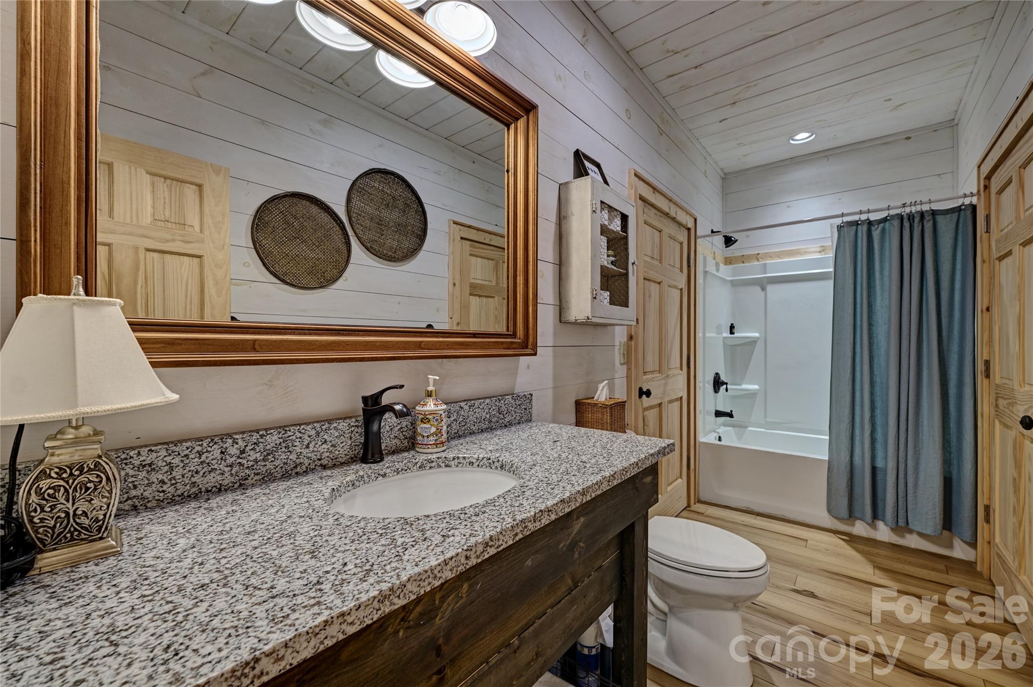 4017 Canada Road Property Photo 35