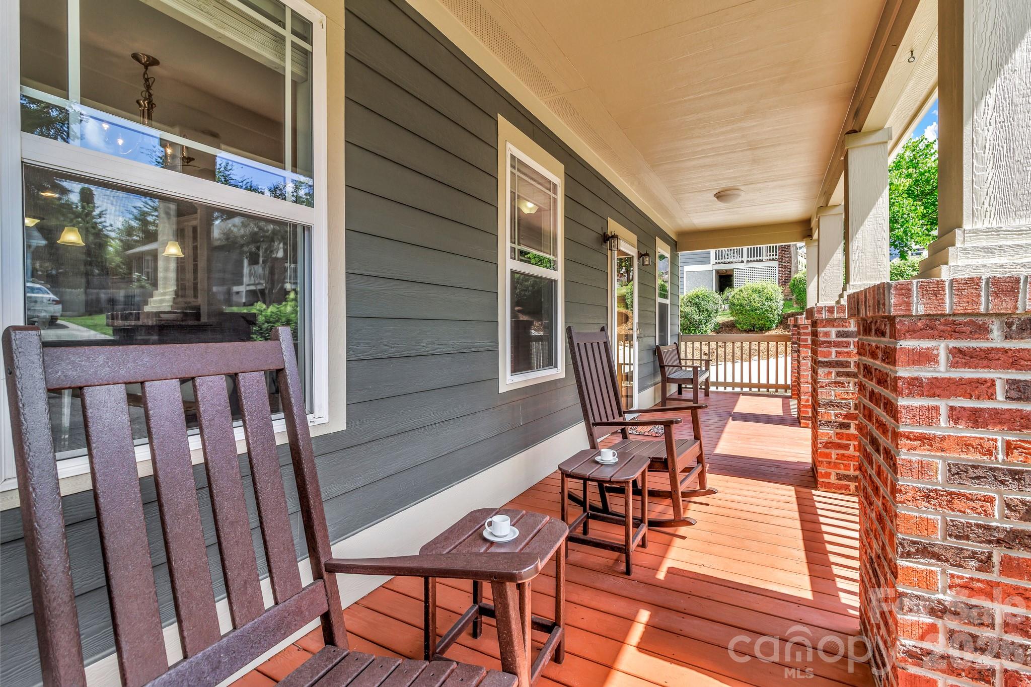 18 Byrdcliffe Lane Property Photo 4