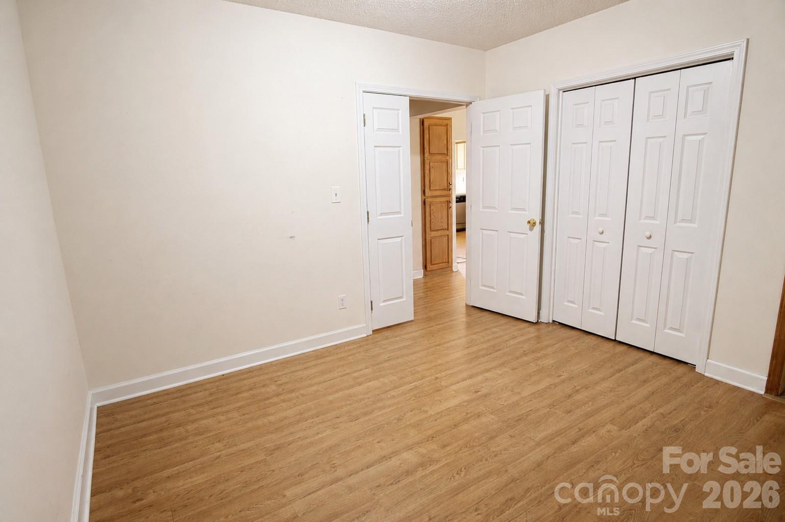275 Noel Road Property Photo 10