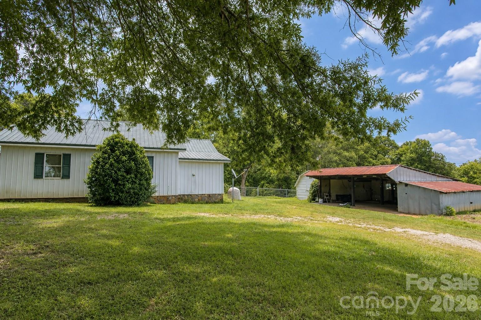 275 Noel Road Property Photo 17